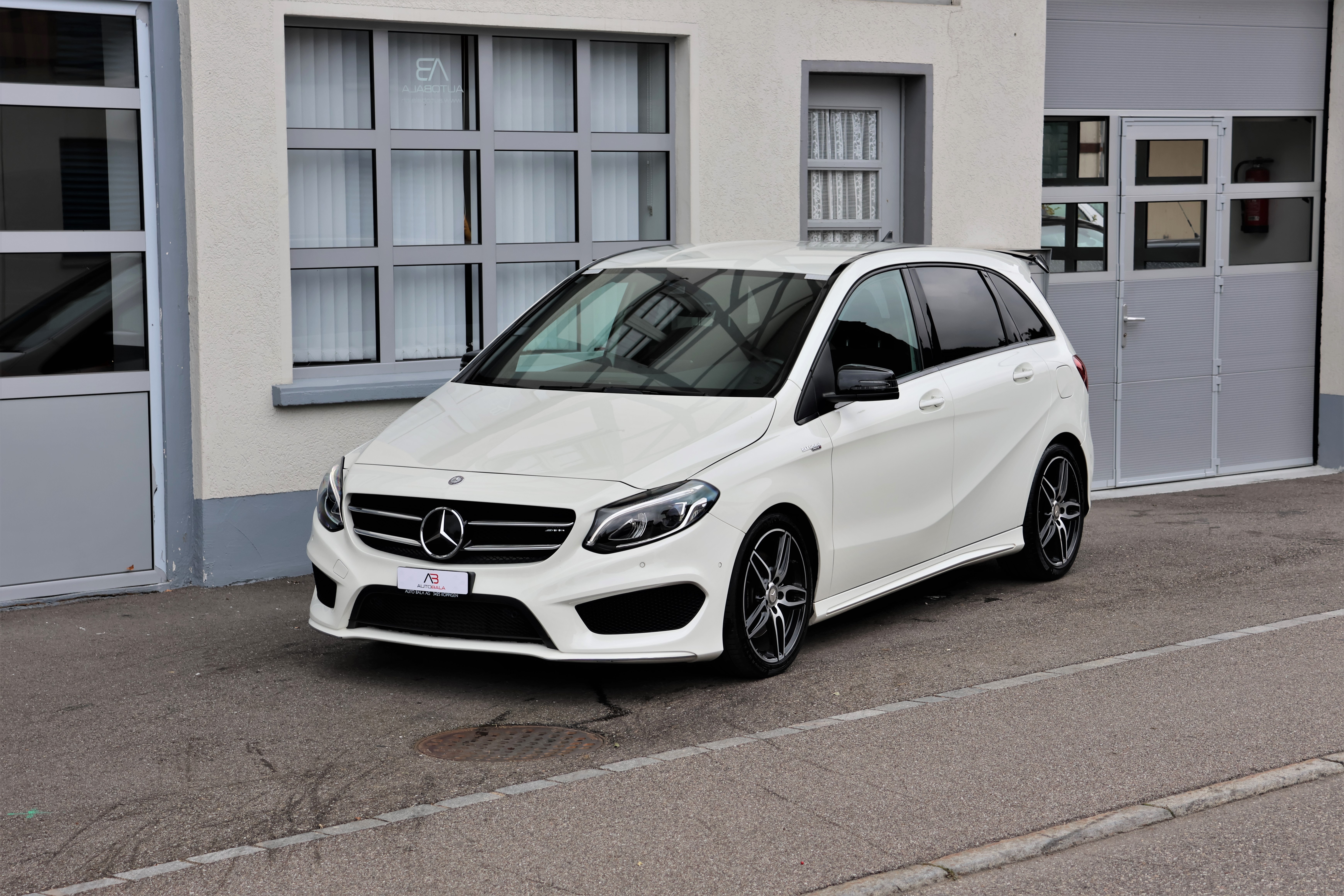 MERCEDES-BENZ B 250 AMG Line 4Matic 7G-DCT