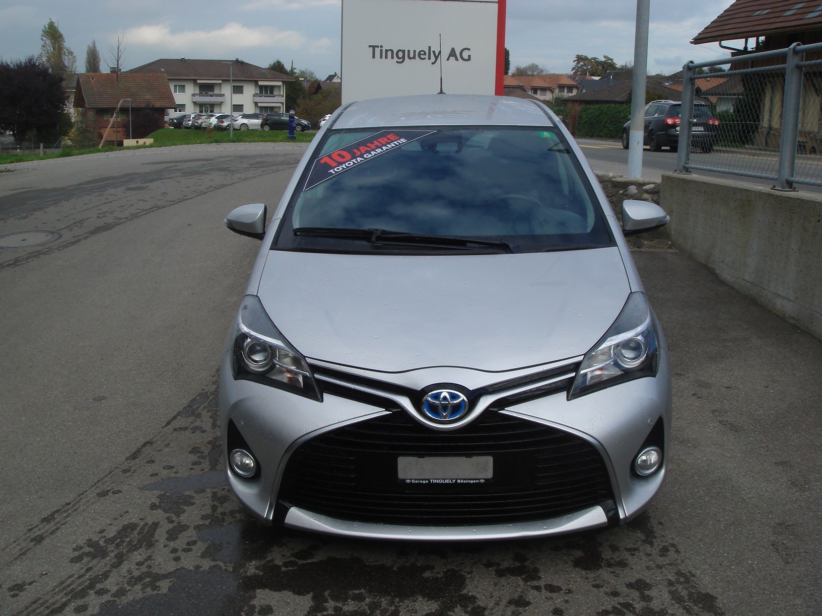 TOYOTA Yaris 1.5 VVT-i Hybrid Trend e-CVT