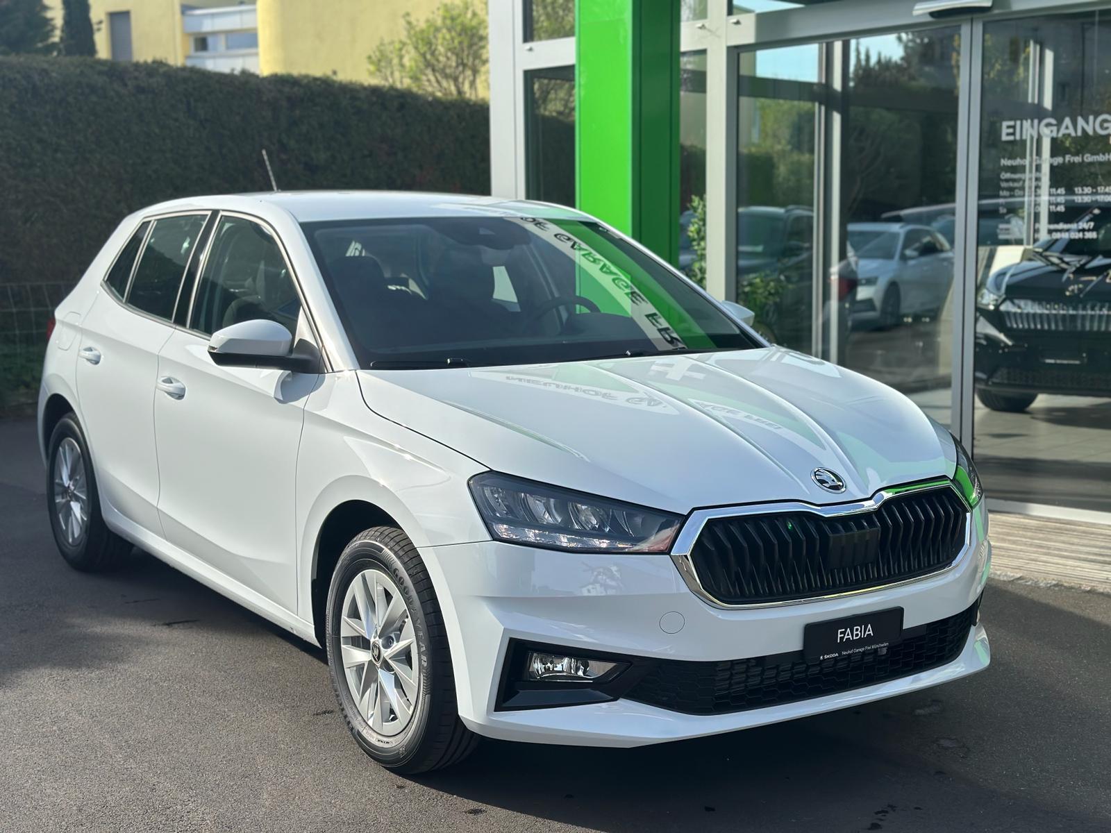 SKODA Fabia 1.0 TSI Selection DSG