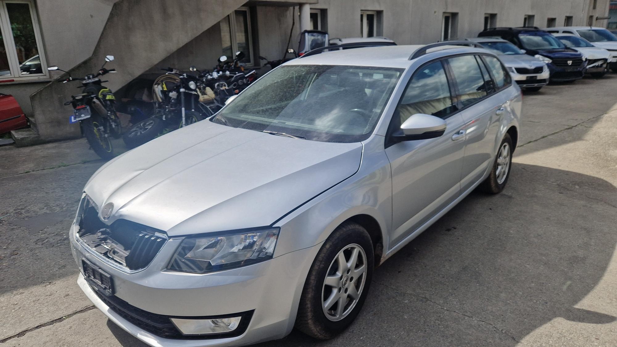 SKODA Octavia Combi 1.6 TDI Ambition 4x4