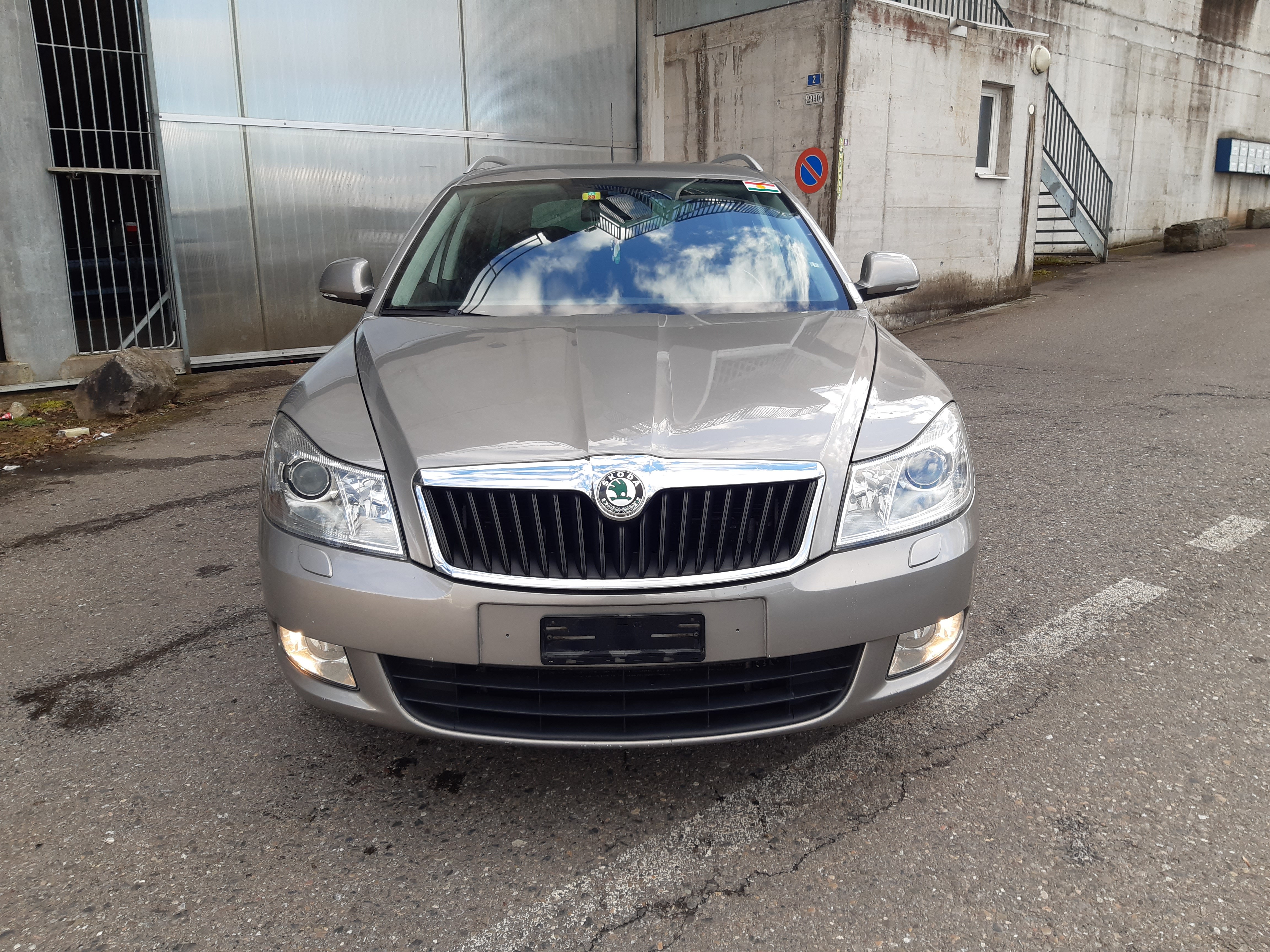 SKODA Octavia Combi 1.4 TSI Ambiente DSG