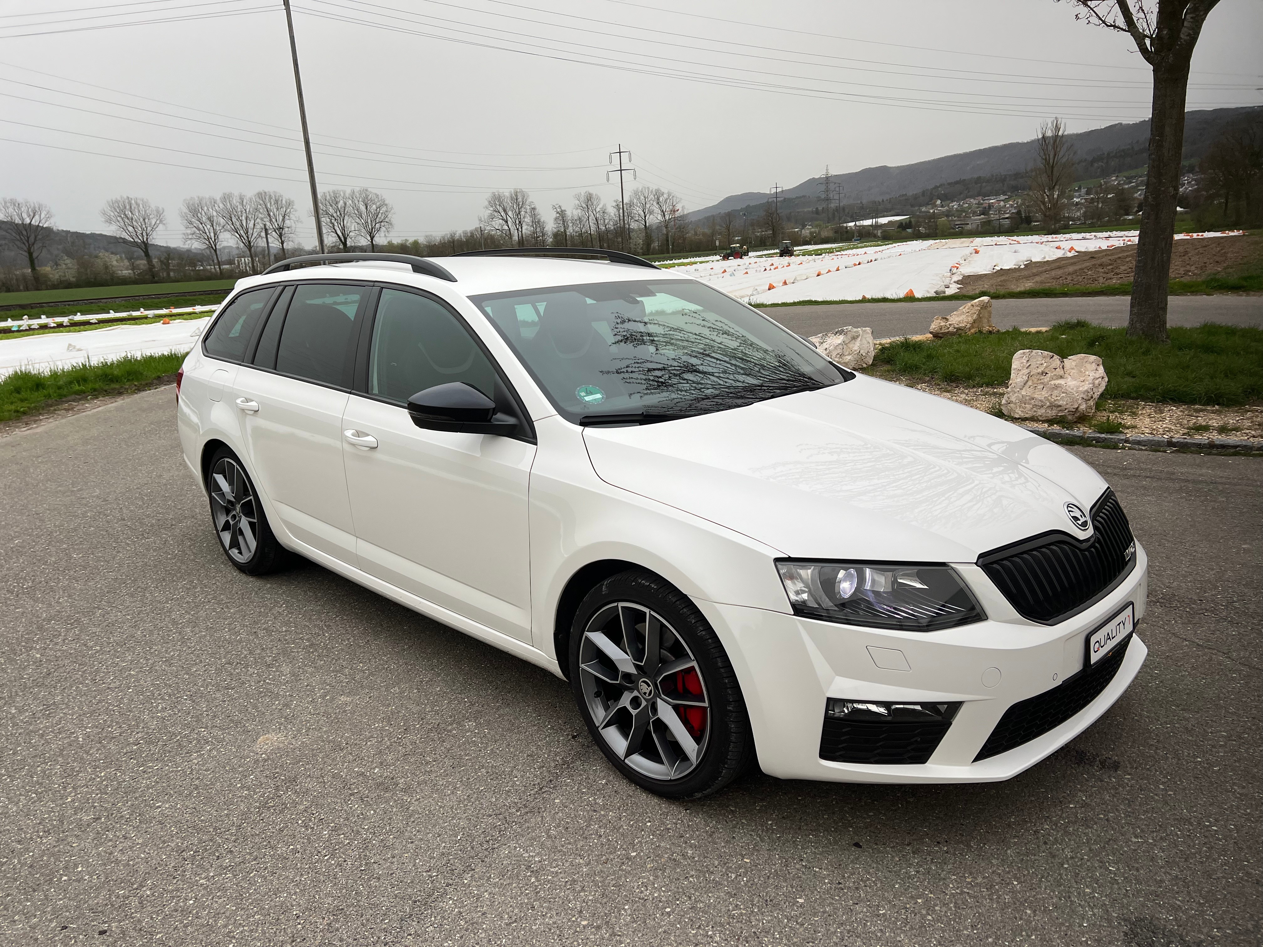 SKODA Octavia Combi 2.0 TSI RS