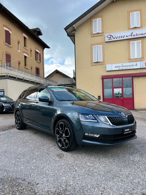 SKODA Octavia Combi 2.0 TSI Ambition 4x4 DSG