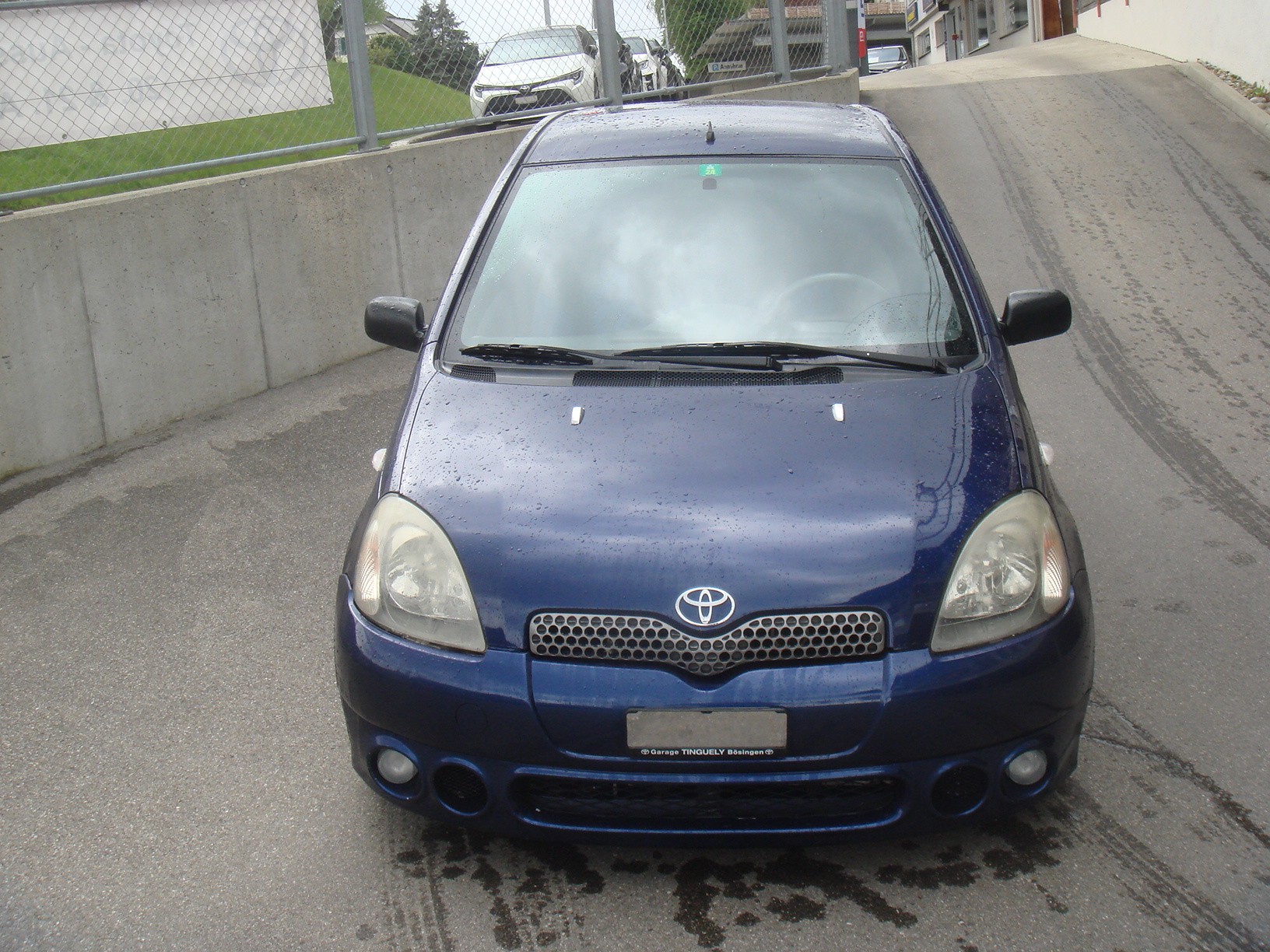 TOYOTA Yaris 1.0 Linea Luna