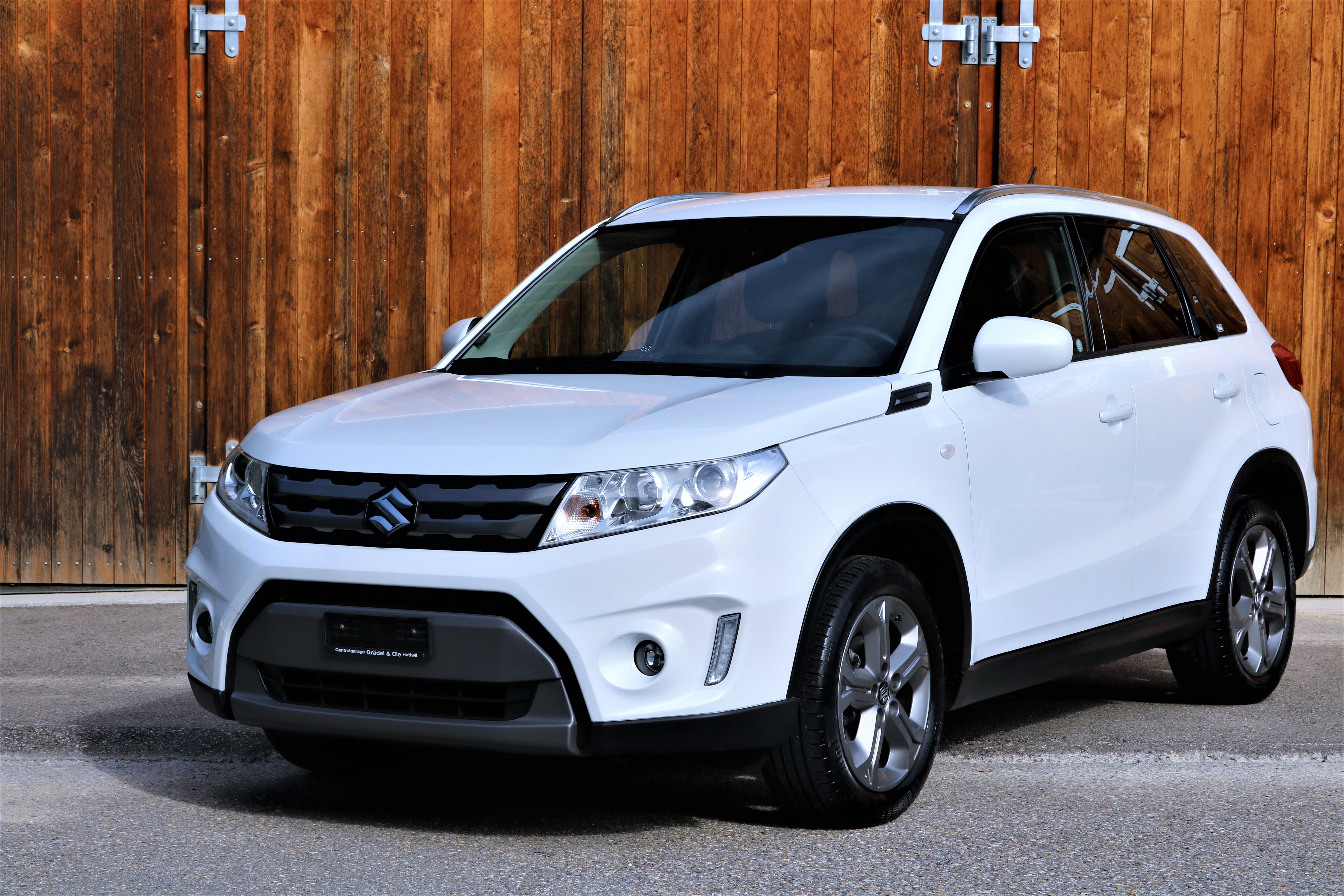 SUZUKI Vitara 1.6 Compact+ Automatic