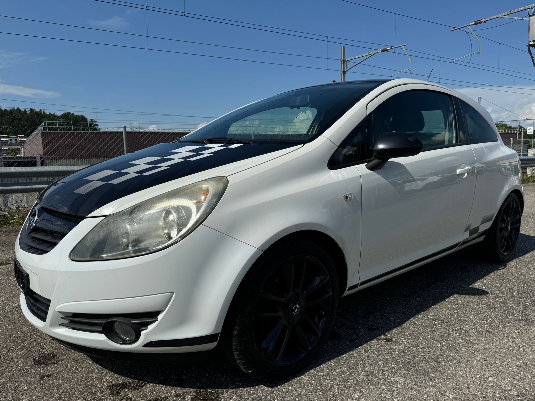 OPEL Corsa 1.4 TP Color Edition