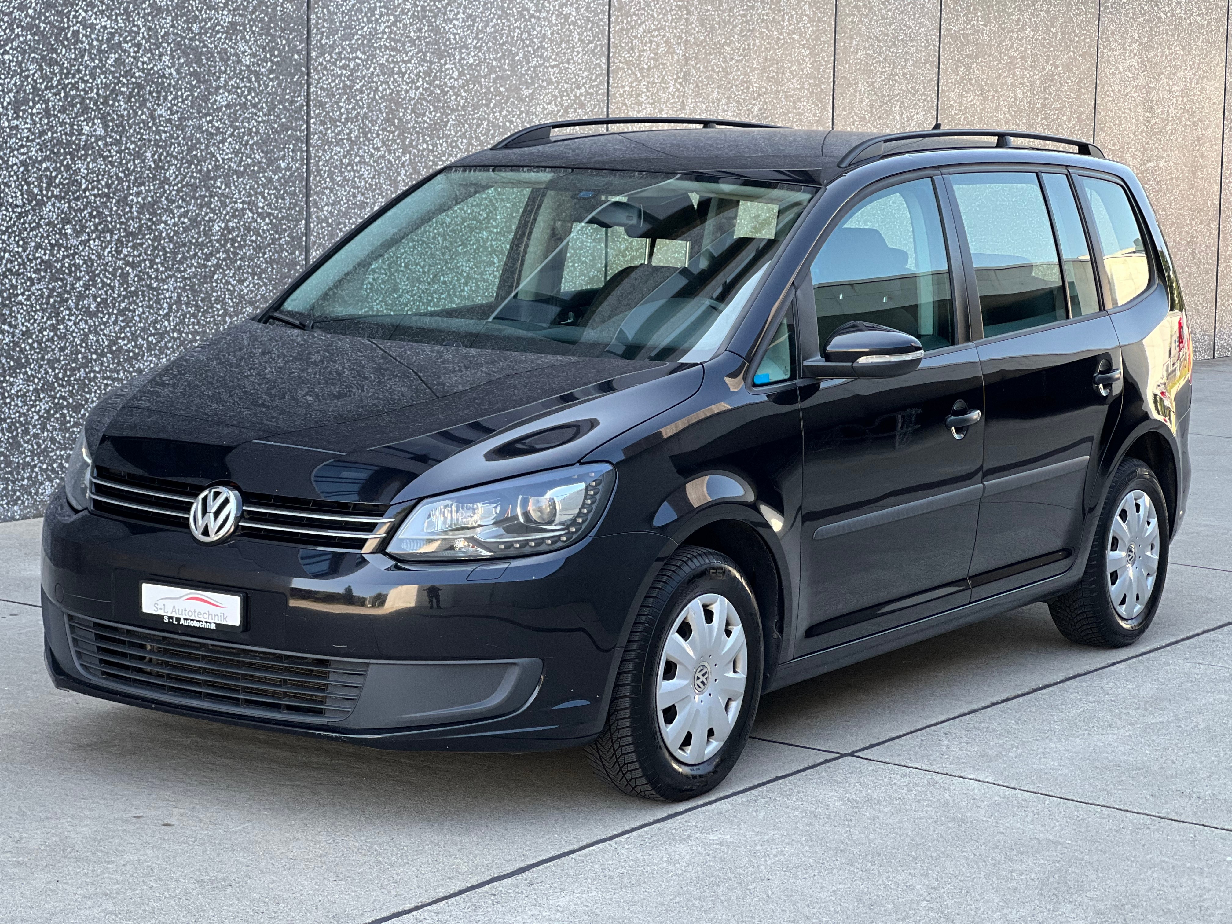 VW Touran 1.6 TDI BlueMotion Technology Design DSG