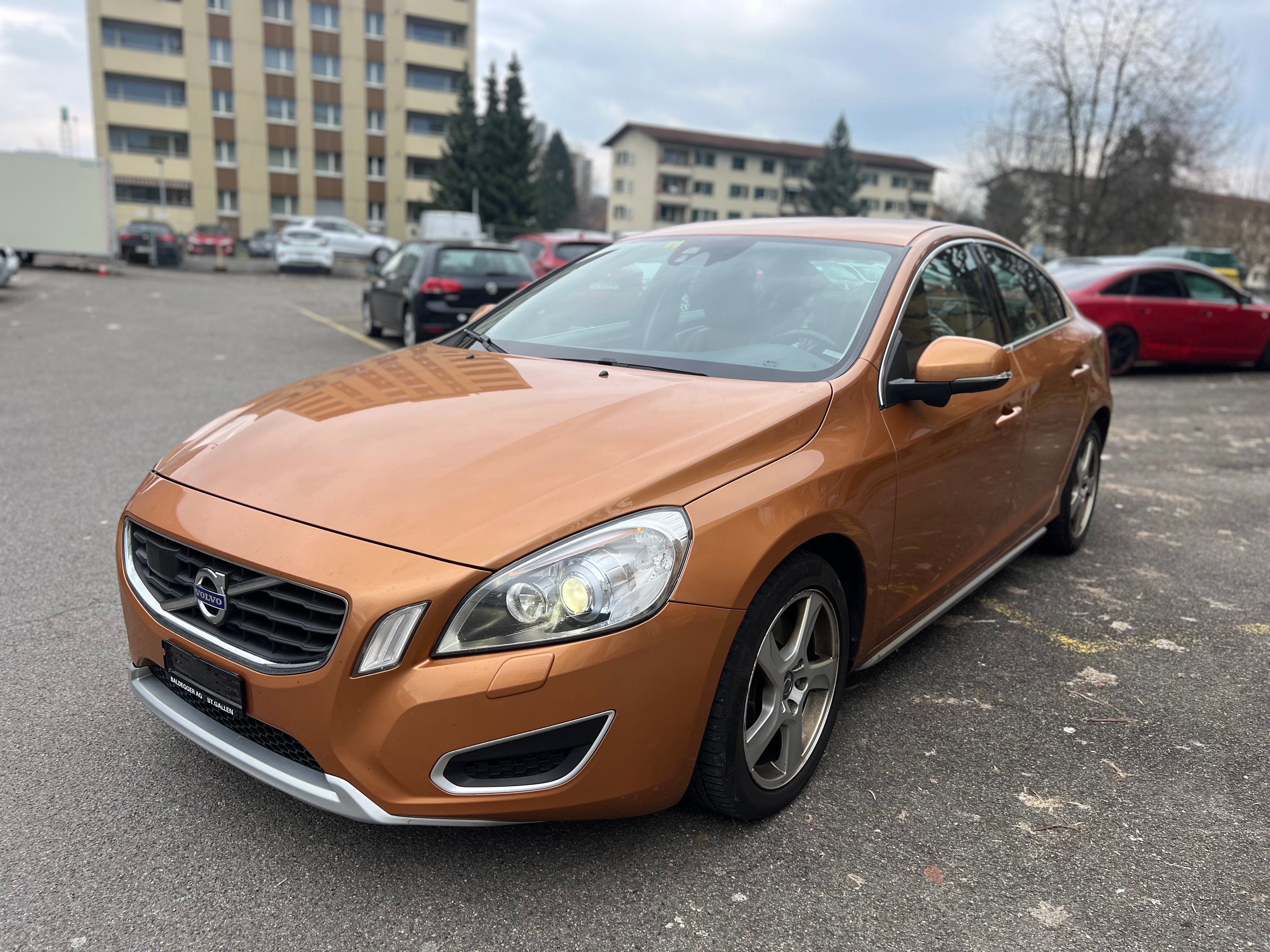 VOLVO S60 T6 AWD Momentum Geartronic