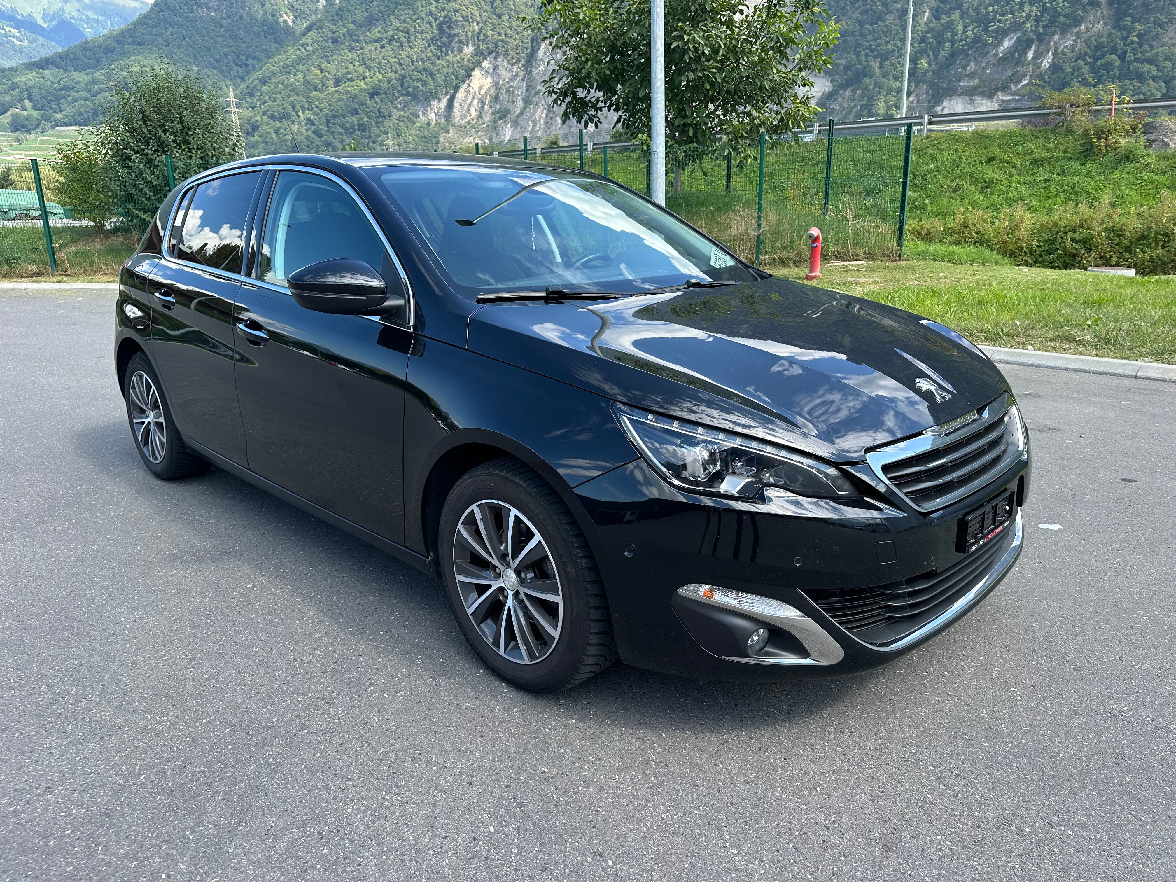 PEUGEOT 308 1.2 THP Allure