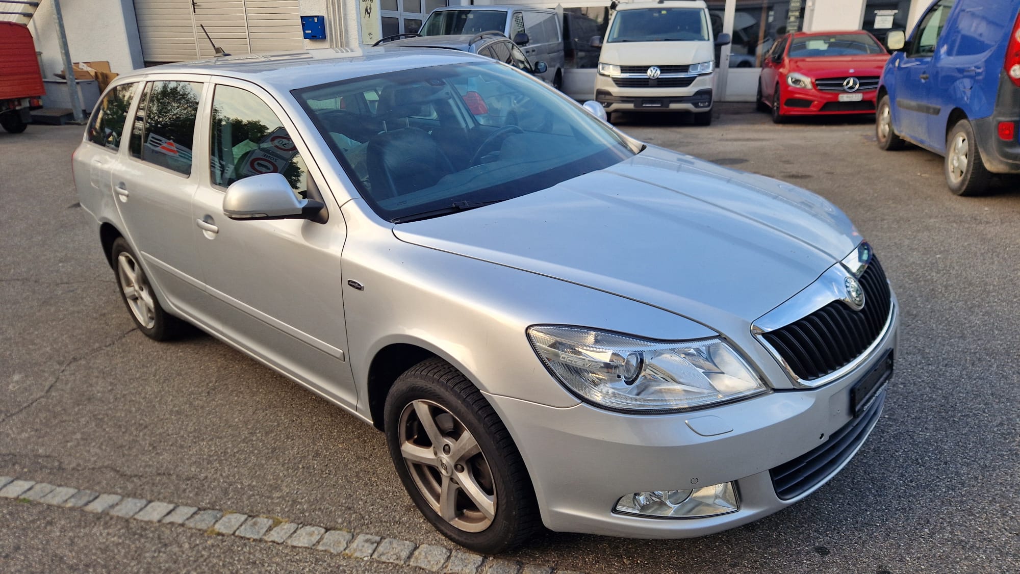 SKODA Octavia Combi 2.0 TDI Laurin & Klement 4x4 DSG