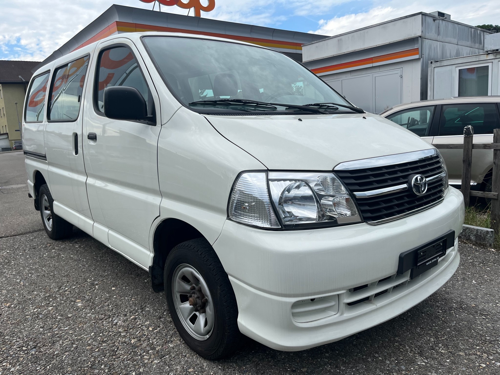 TOYOTA Hiace D-4D Kombi/Werk 4WD