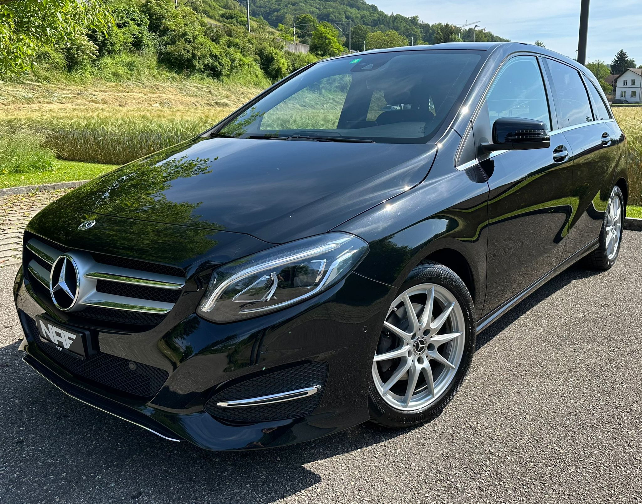 MERCEDES-BENZ B 180 Urban 7G-DCT