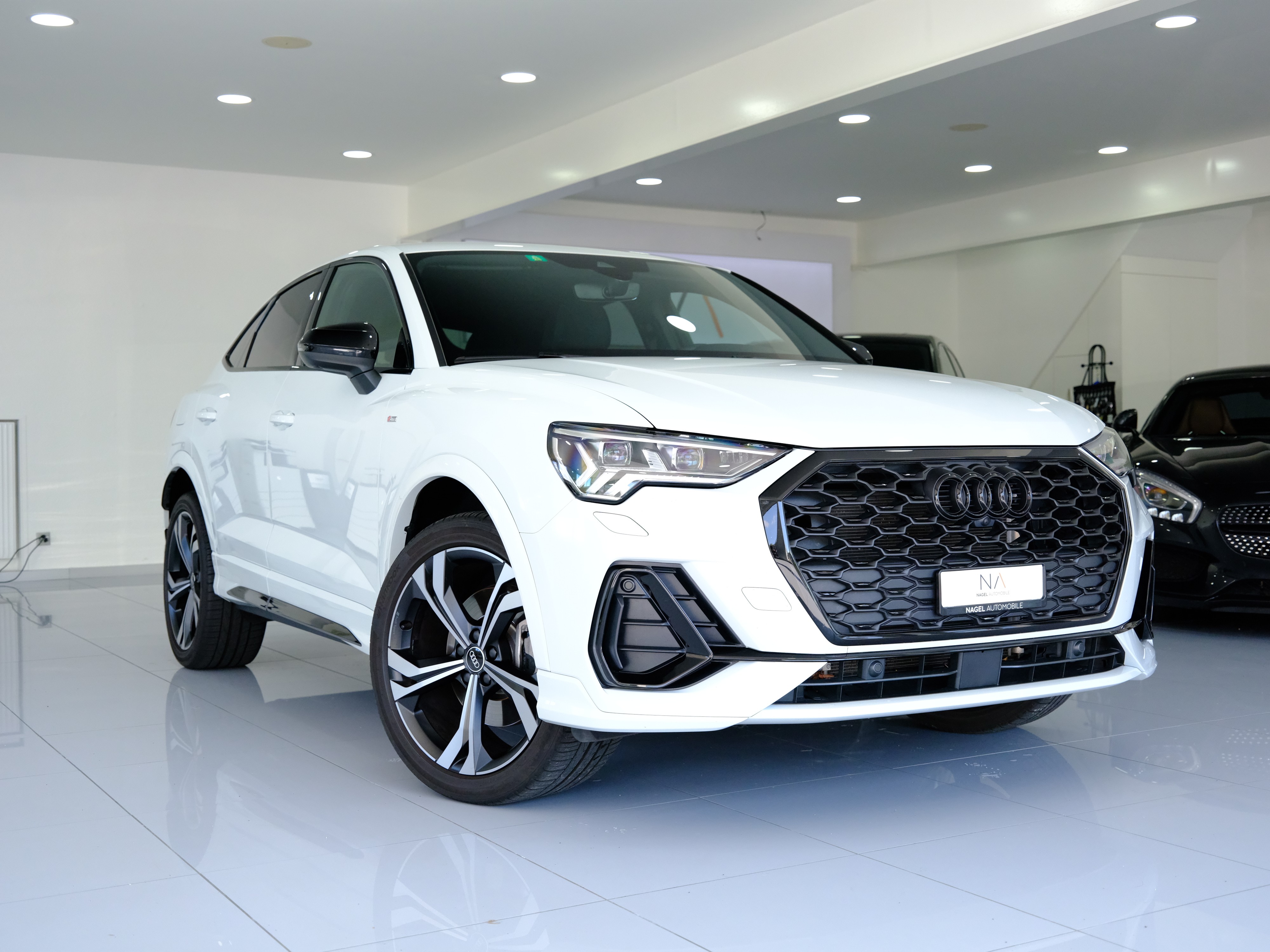 AUDI Q3 Sportback 45 TFSI e S line Attraction