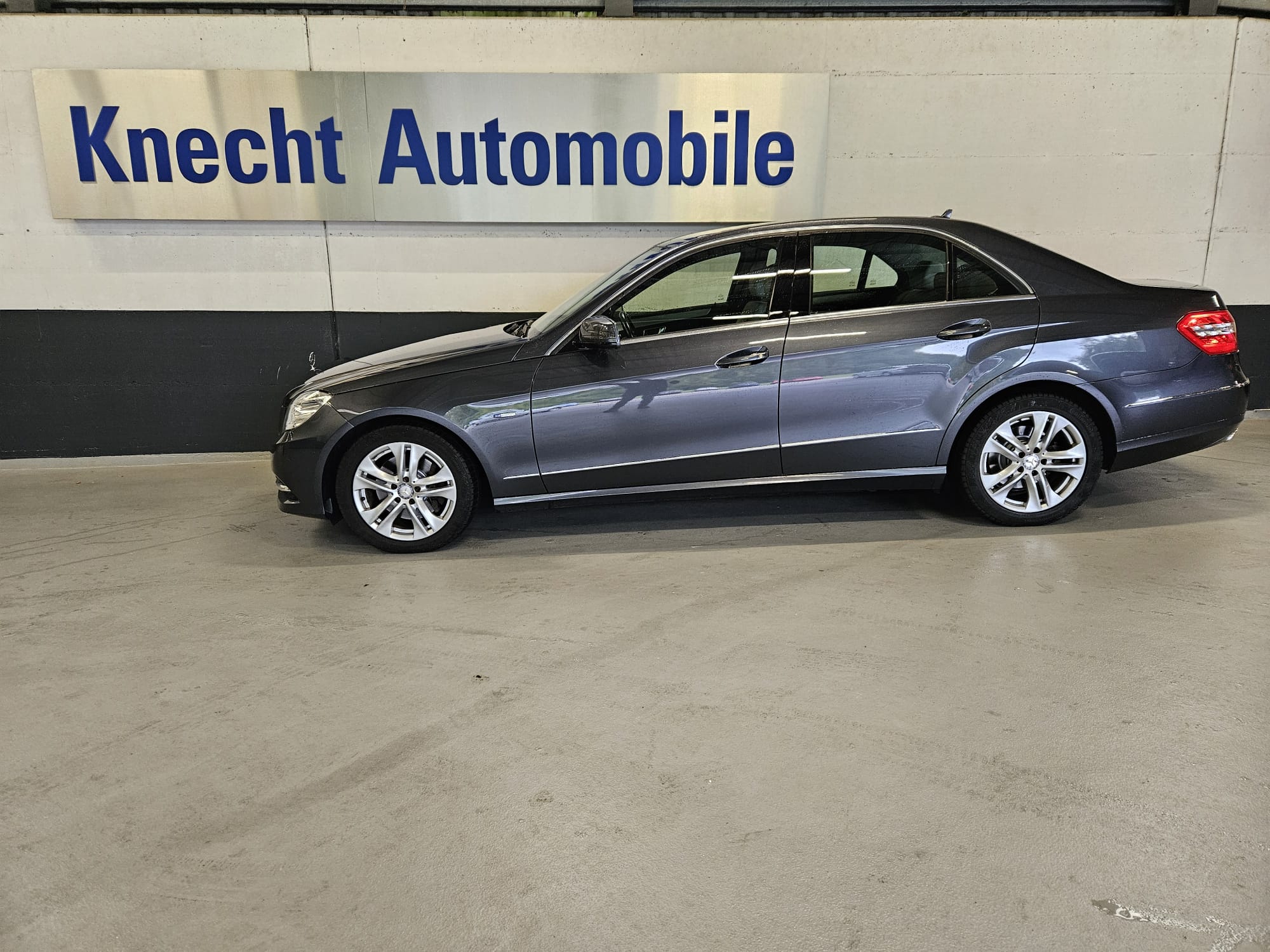 MERCEDES-BENZ E 250 CDI BlueEff. Avantgarde 4Matic 7G-Tronic