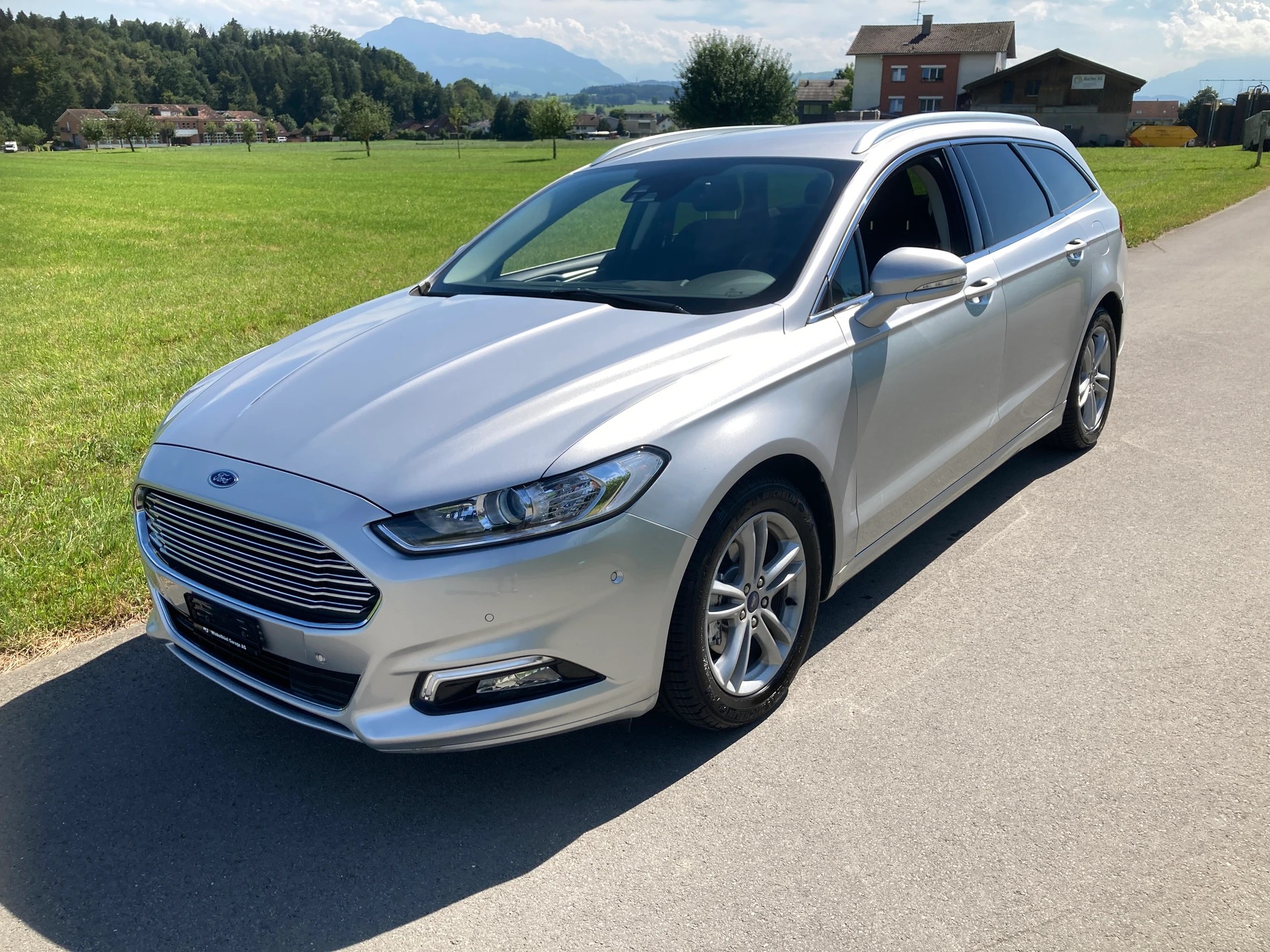 FORD Mondeo 2.0 TDCi Titanium AWD PowerShift*mit Anhängerkupplung*