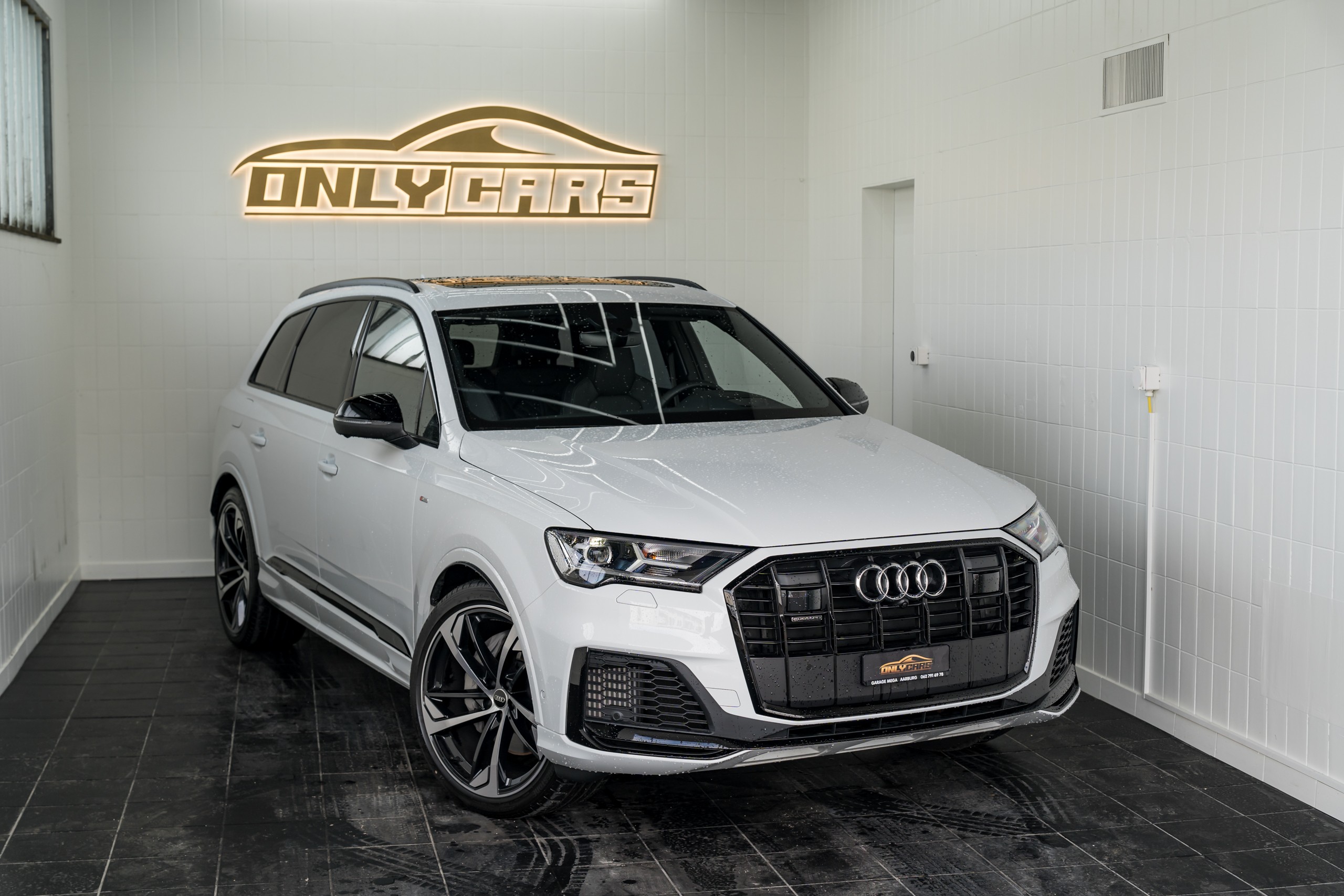 AUDI Q7 55 TFSI S Line quattro tiptronic