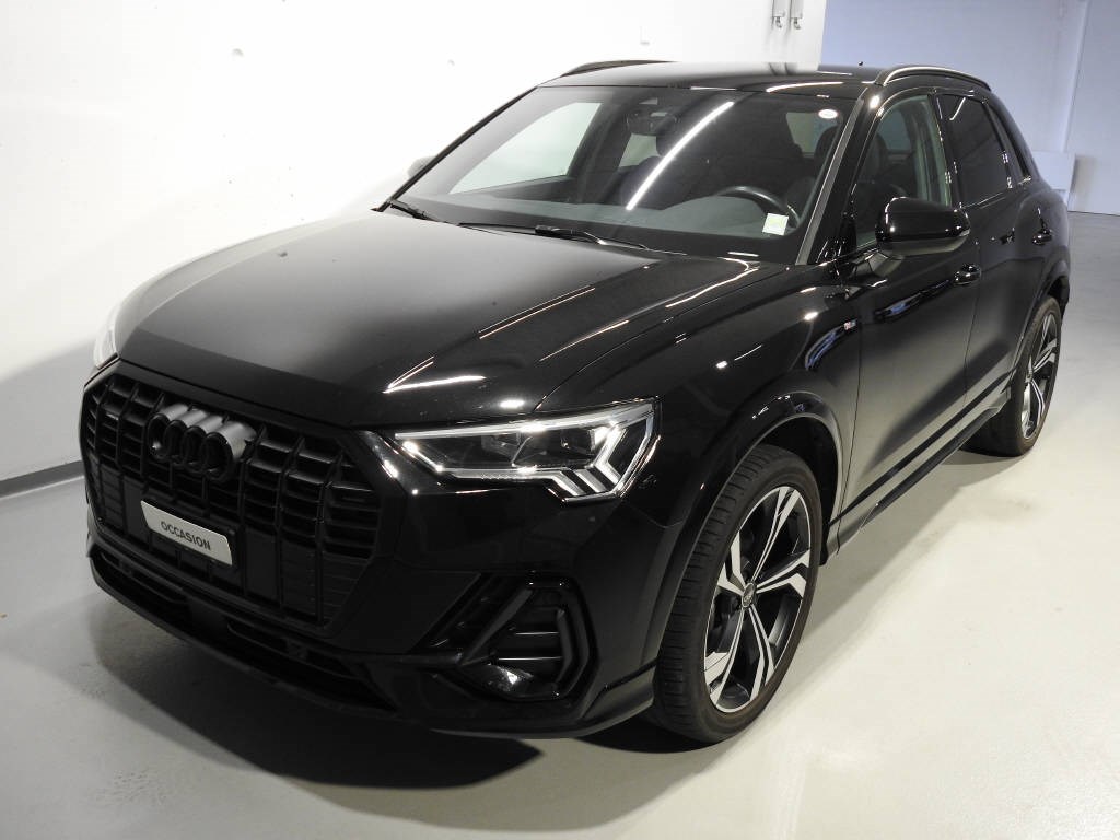 AUDI Q3 2.0 40 TFSI S line quattro S-Tronic