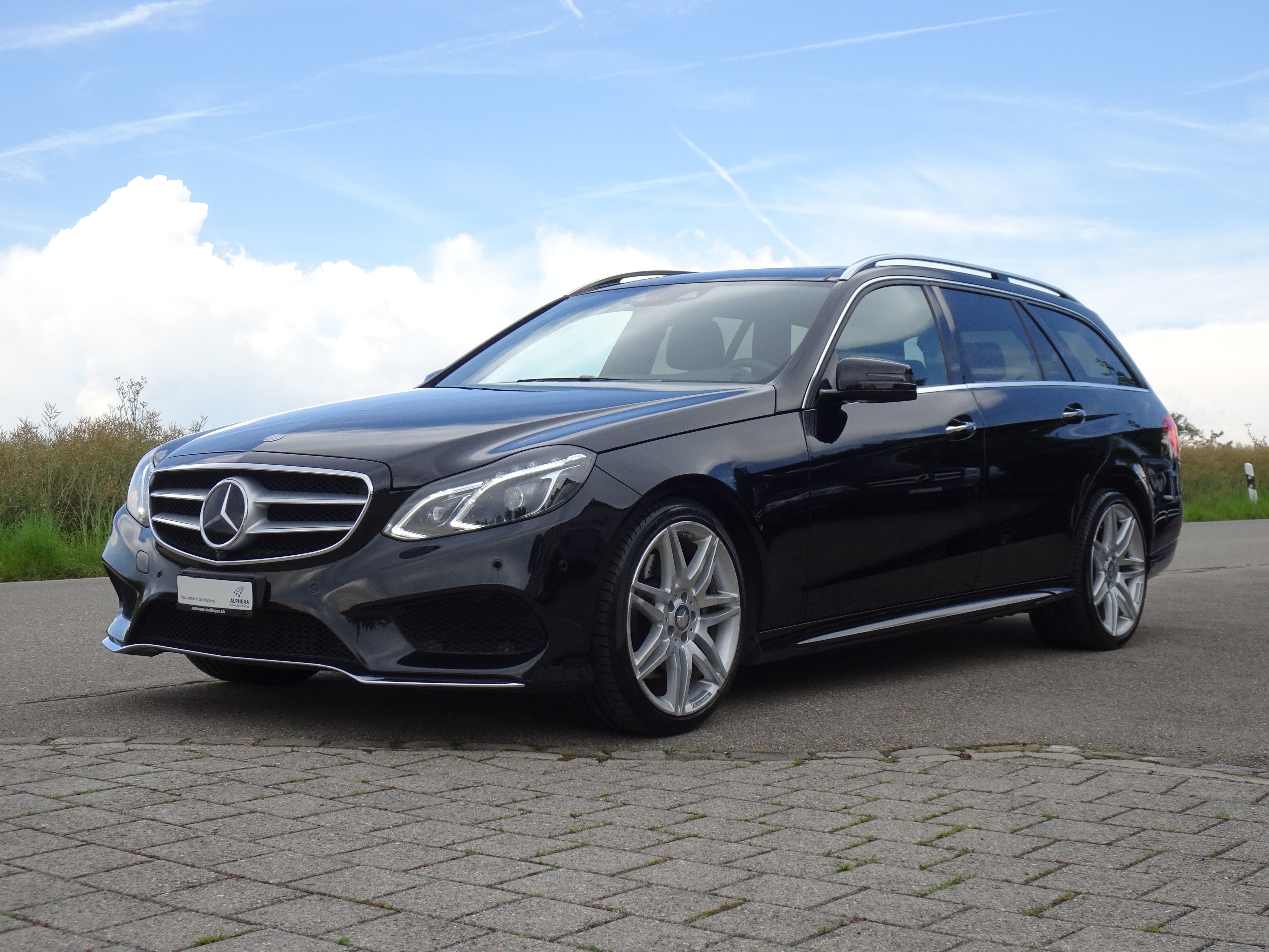 MERCEDES-BENZ E 350 BlueTEC Avantgarde 4Matic 7G-Tronic