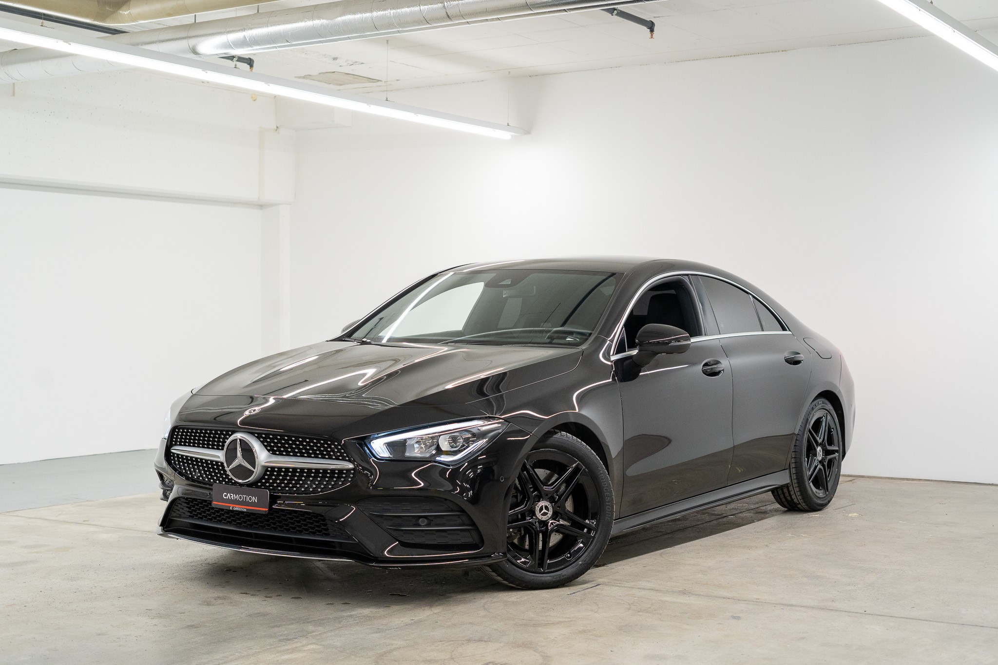 MERCEDES-BENZ CLA 200 AMG Line