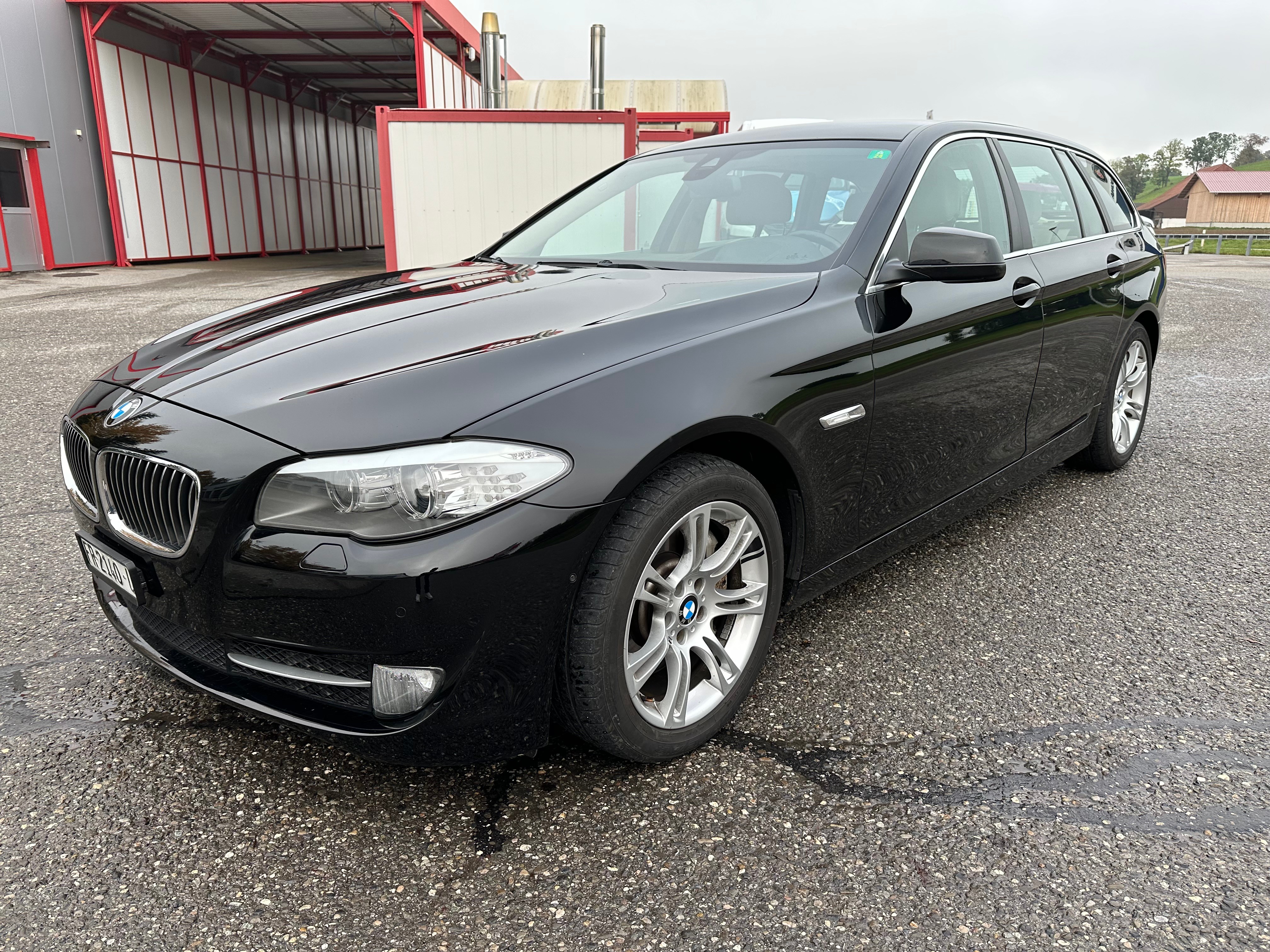 BMW 530d xDrive Touring Steptronic