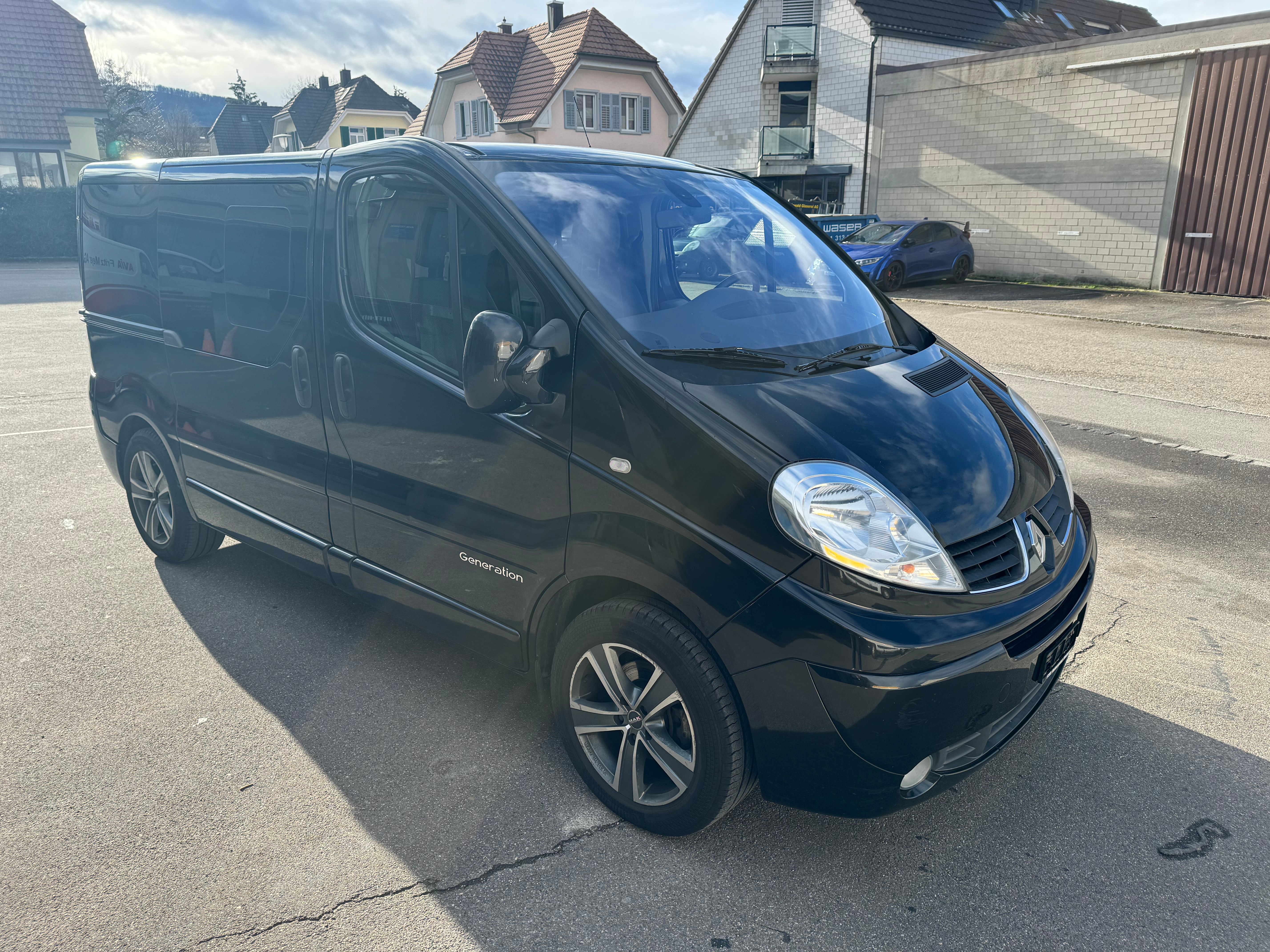 RENAULT Trafic 2.0 dCi Generation Happy Family A