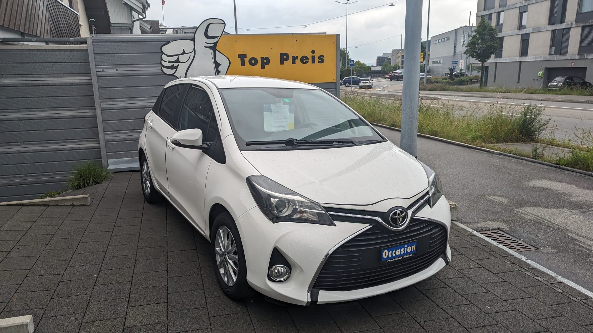 TOYOTA Yaris 1.33 Trend