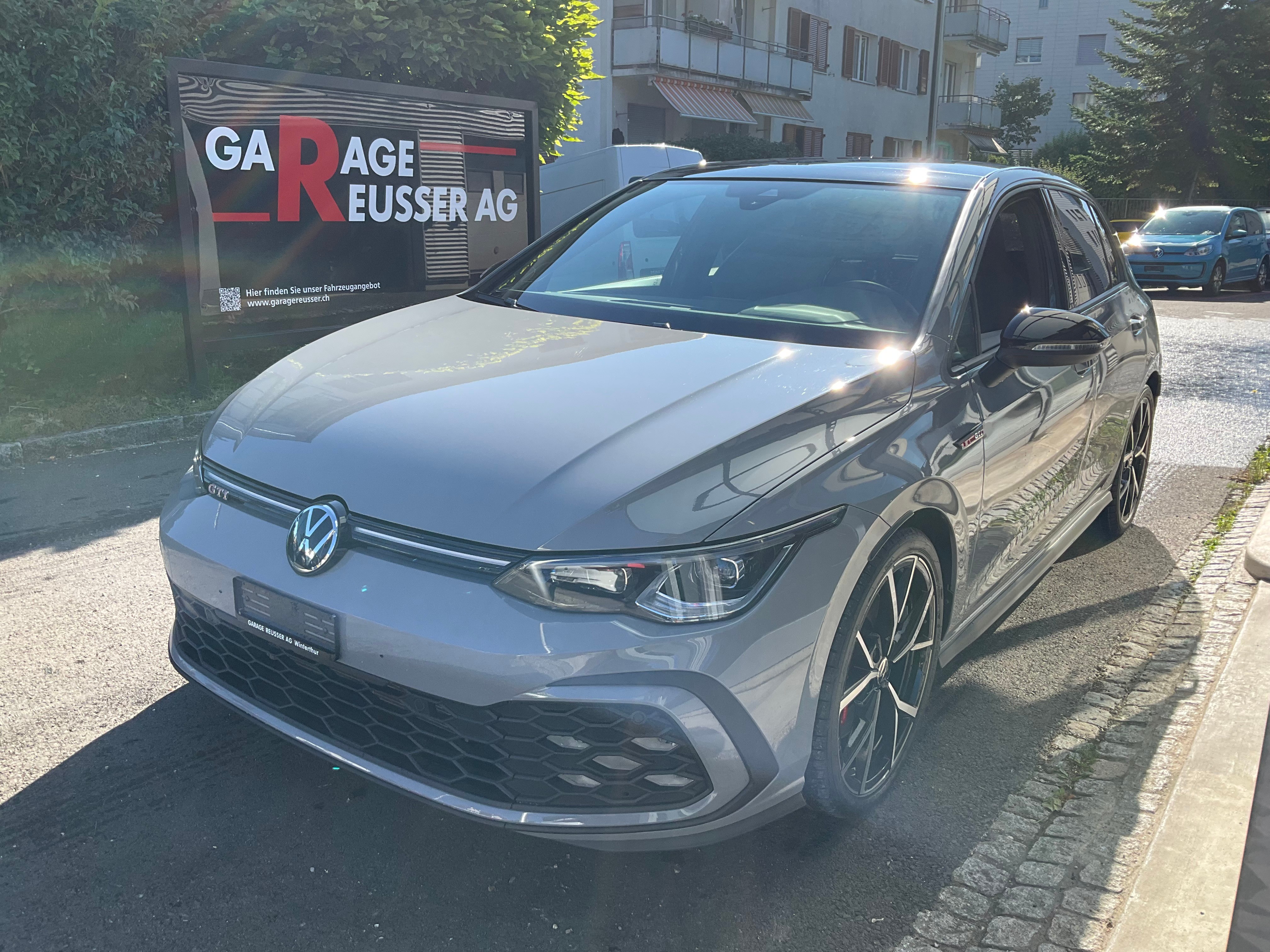 VW Golf 2.0 TSI GTI DSG *** GTI IN MONSTEINGRAU MIT BLACK STYLE PAKET ***