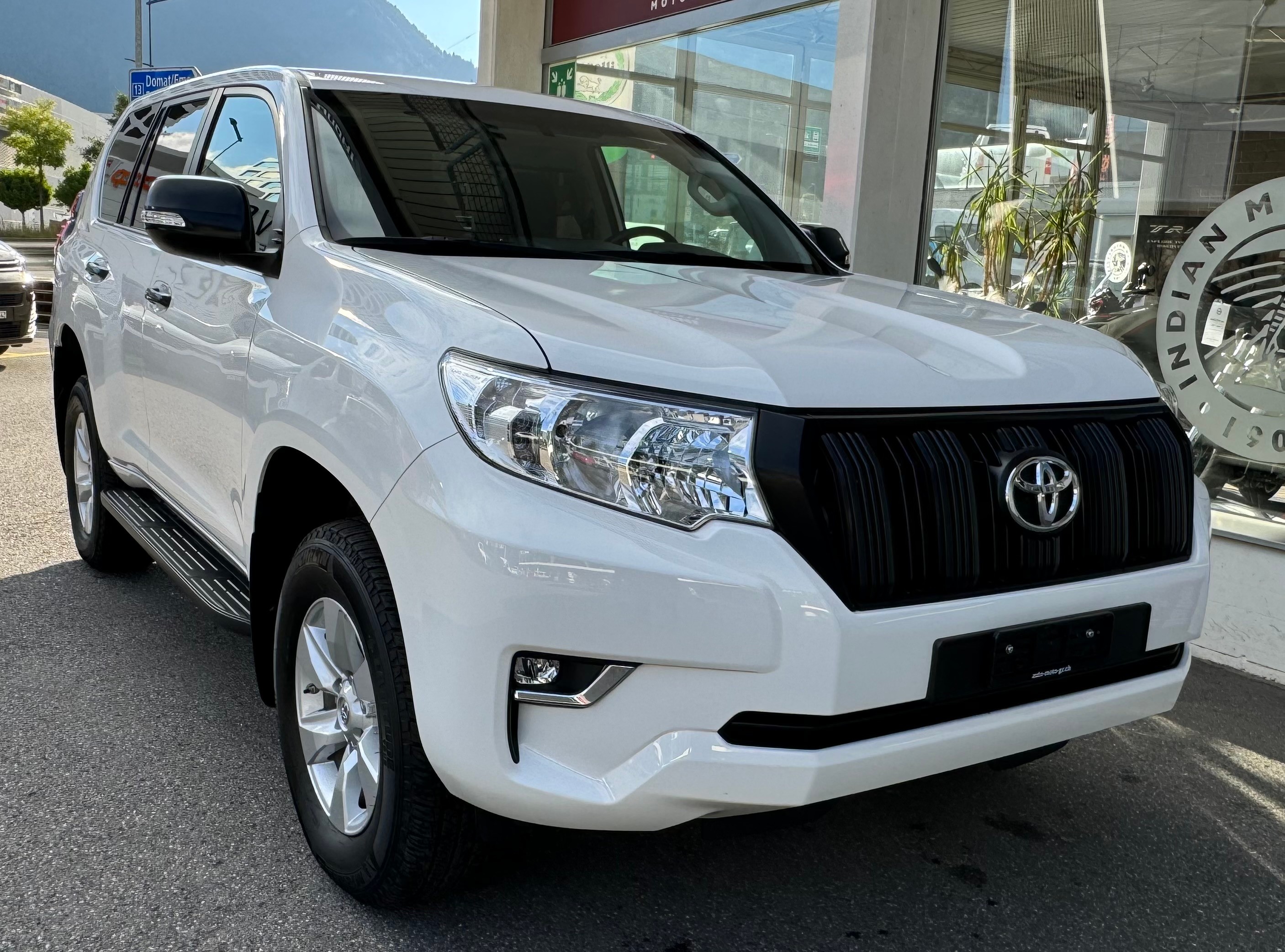 TOYOTA Land Cruiser 2.8TD Active