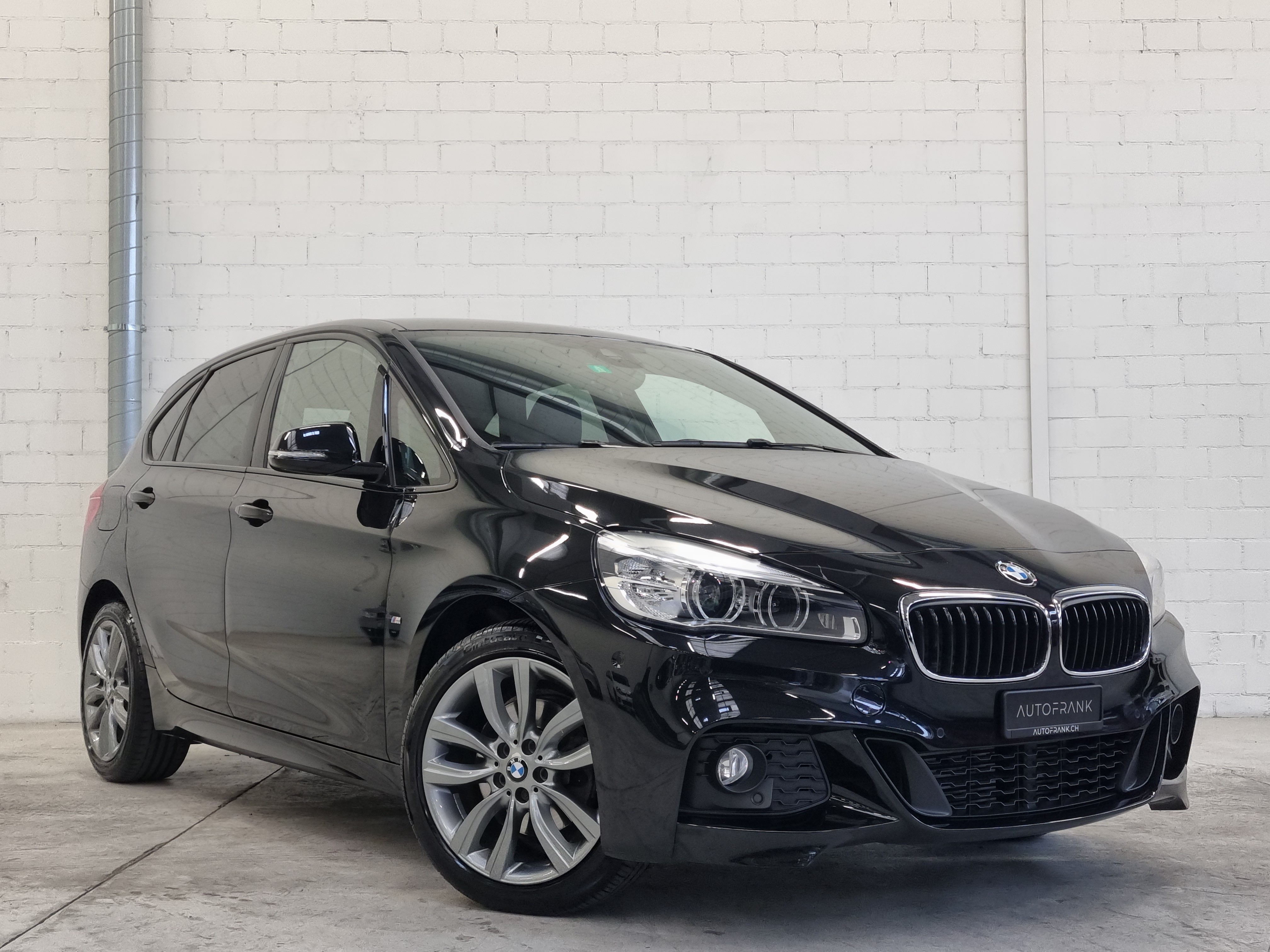 BMW 220d xDrive SAG Active Tourer