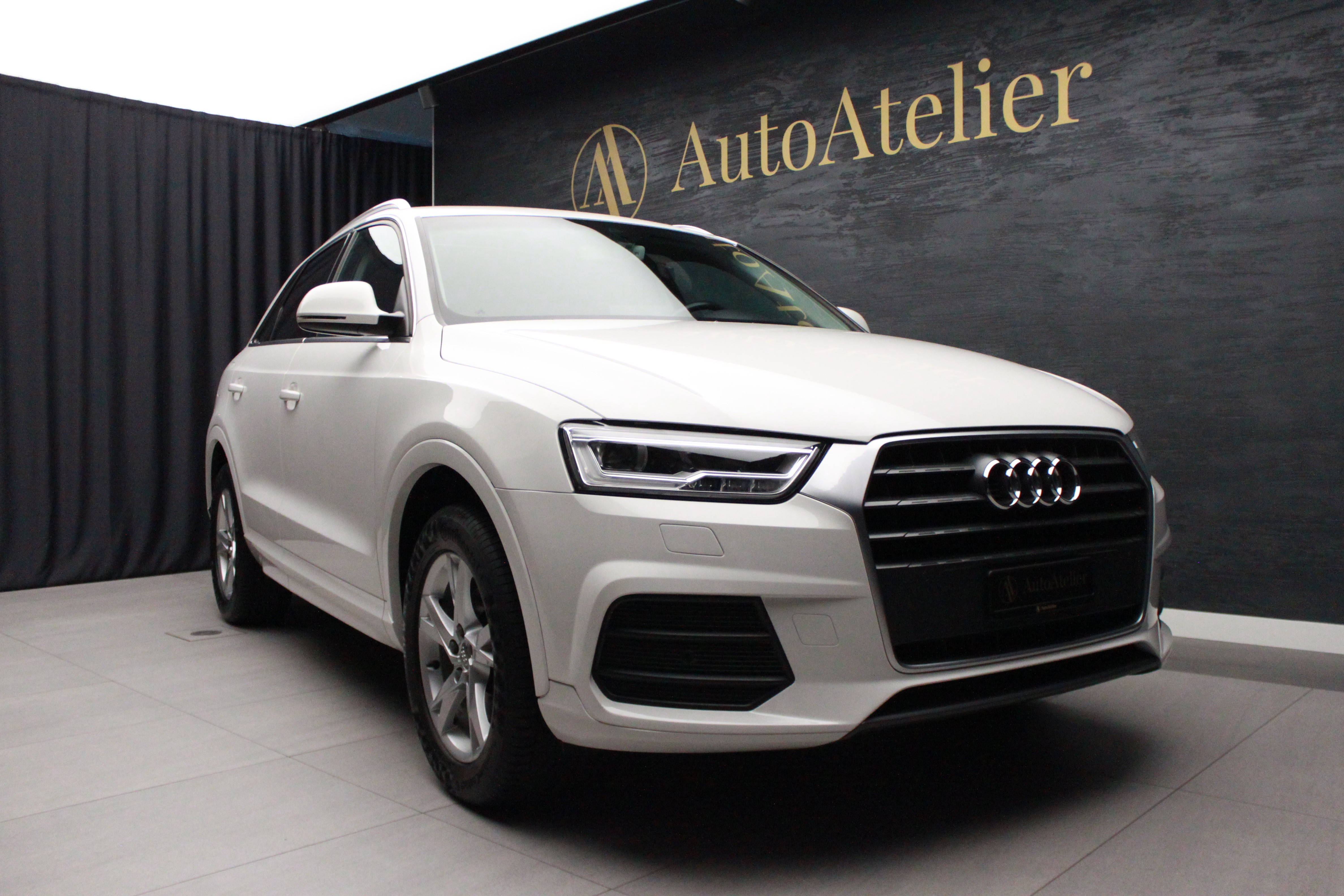 AUDI Q3 1.4 TFSI sport S-tronic