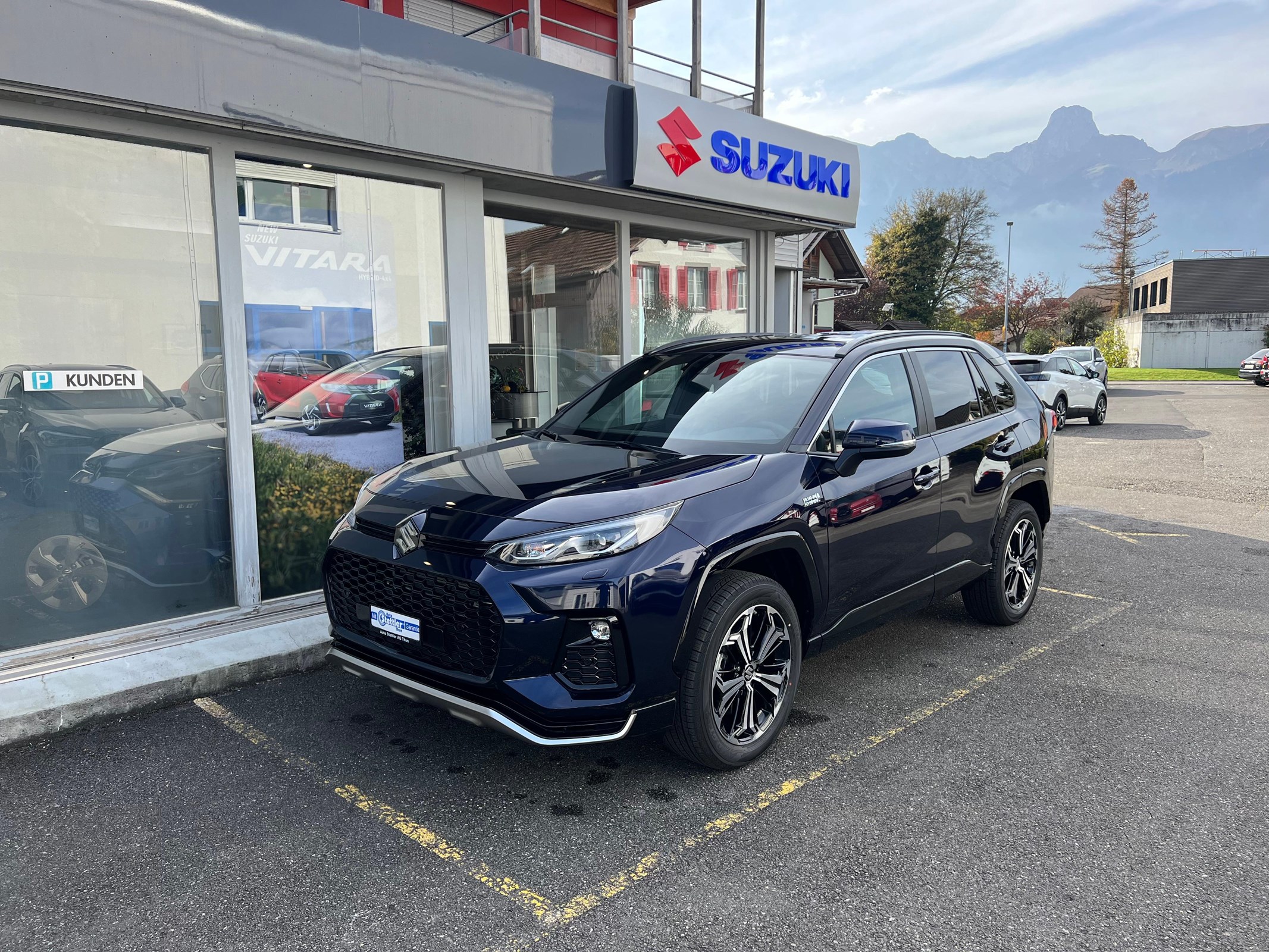 SUZUKI Across 2.5 PHEV Compact Top 4x4