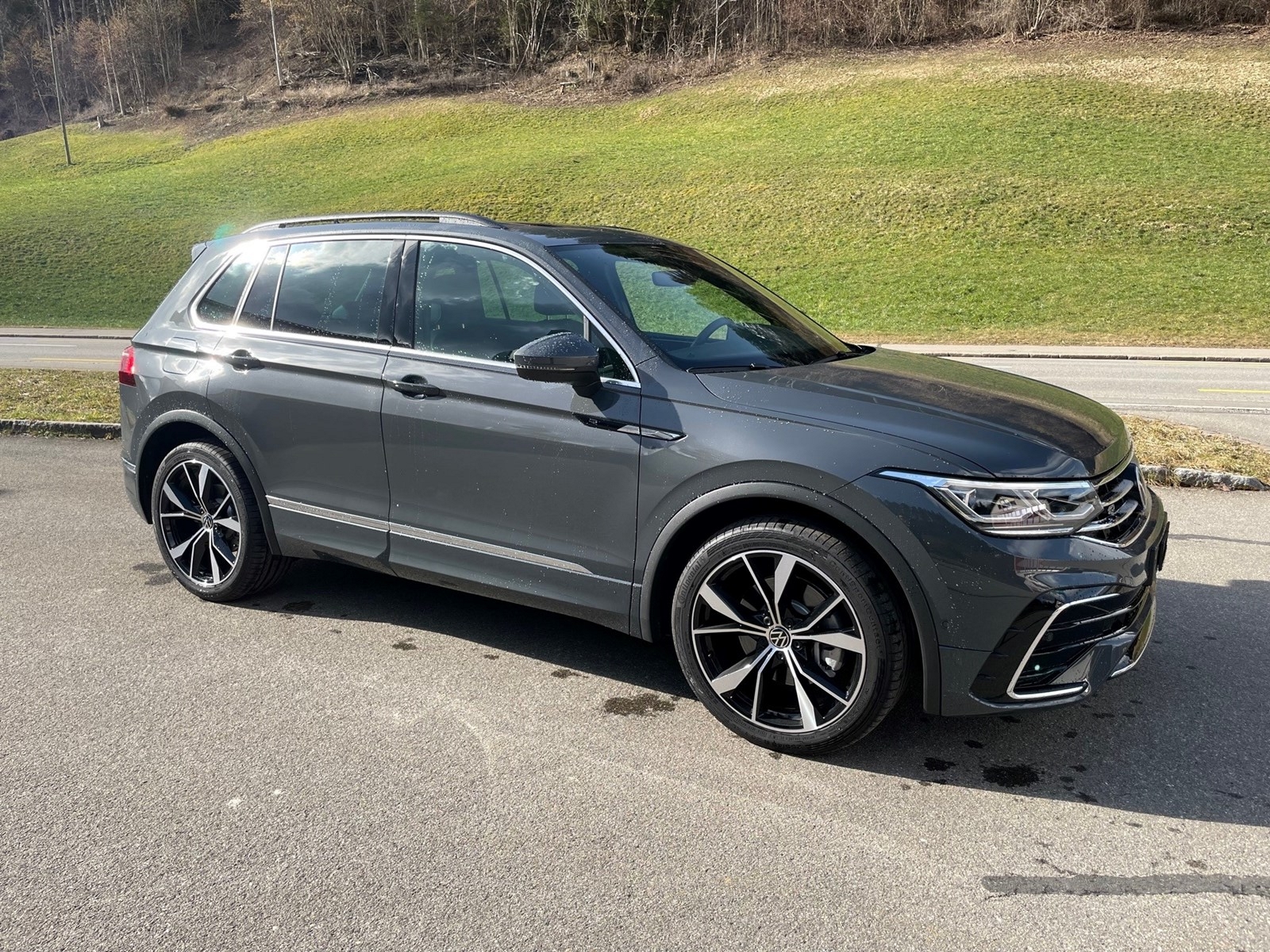 VW Tiguan 2.0TSI R-Line 4Motion DSG