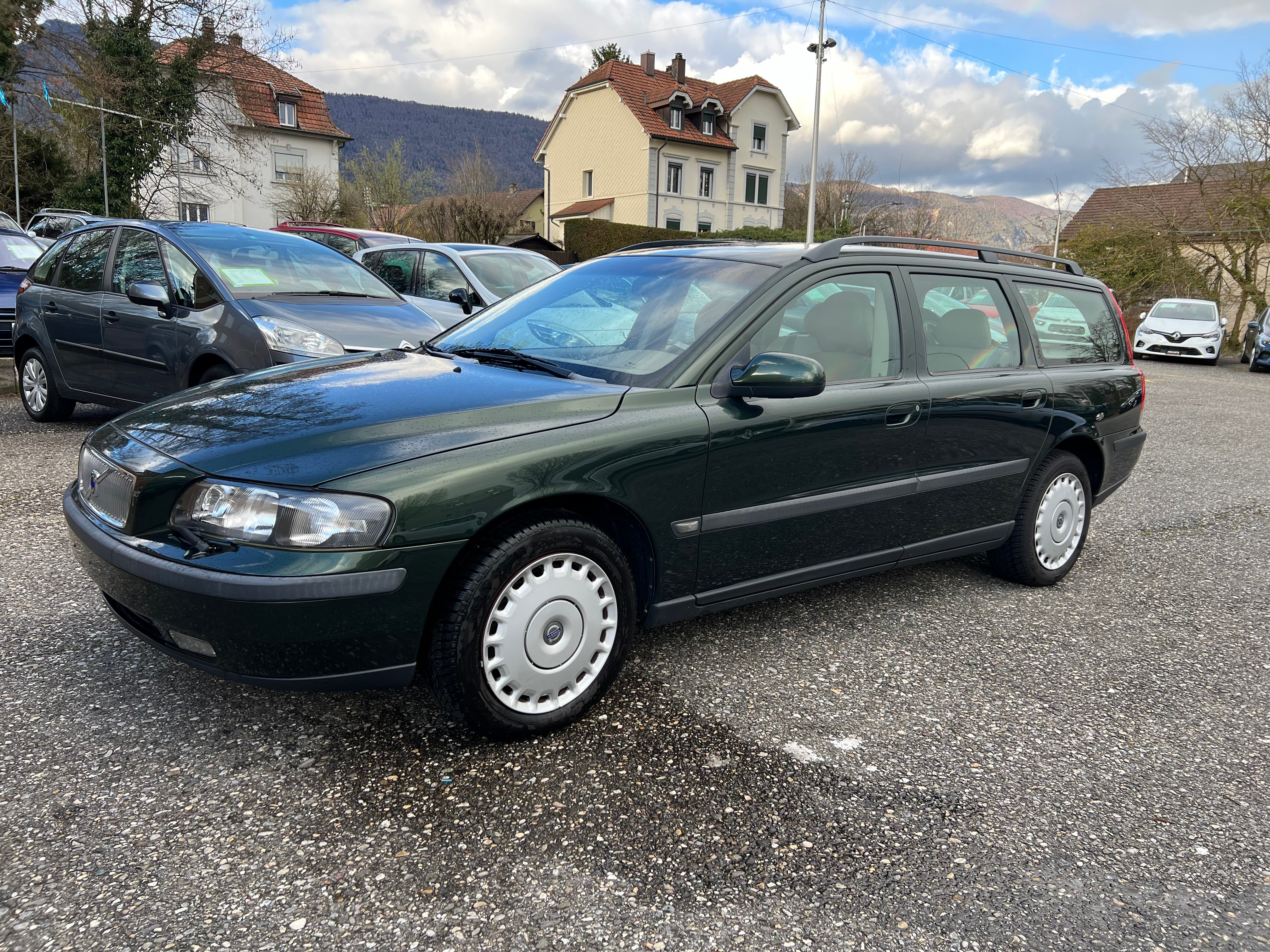 VOLVO V70 2.4T AWD