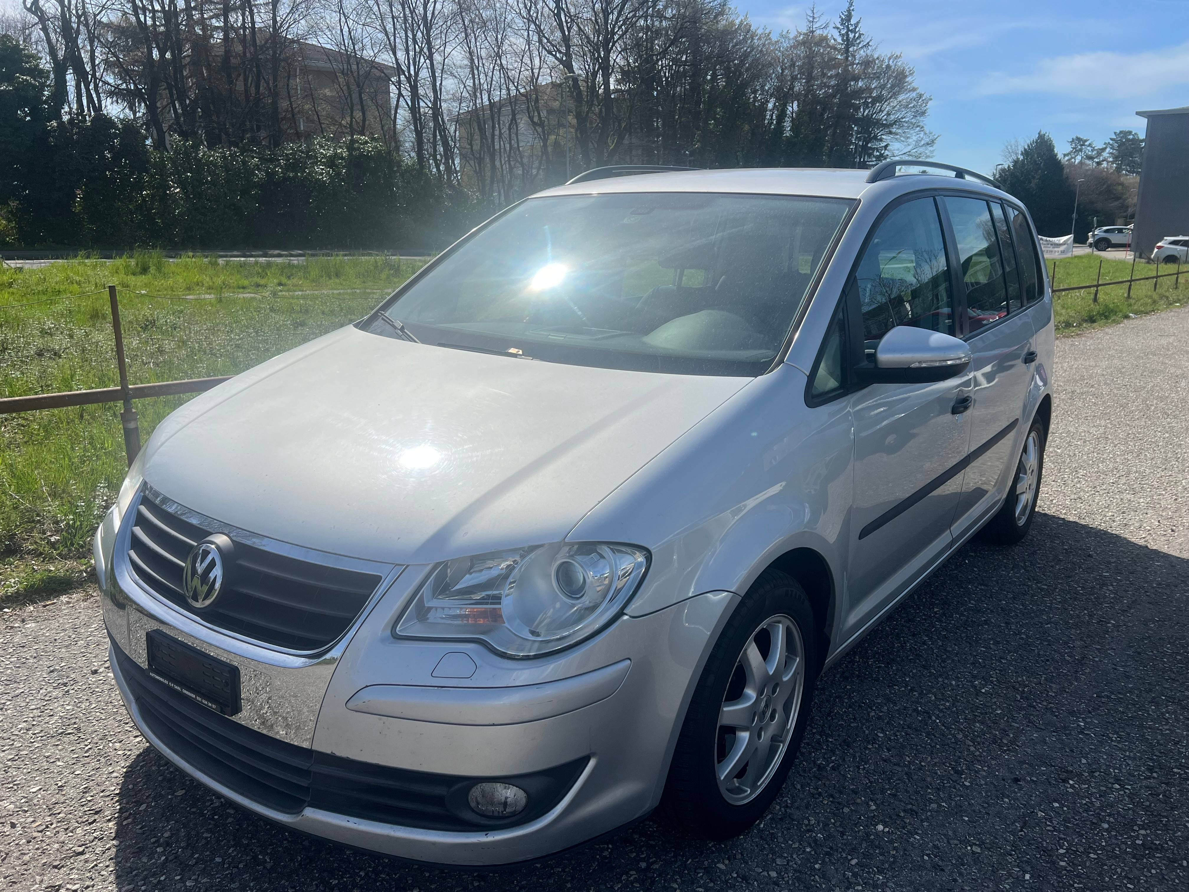 VW Touran 1.9 TDI BlueMotion Highline 7 places