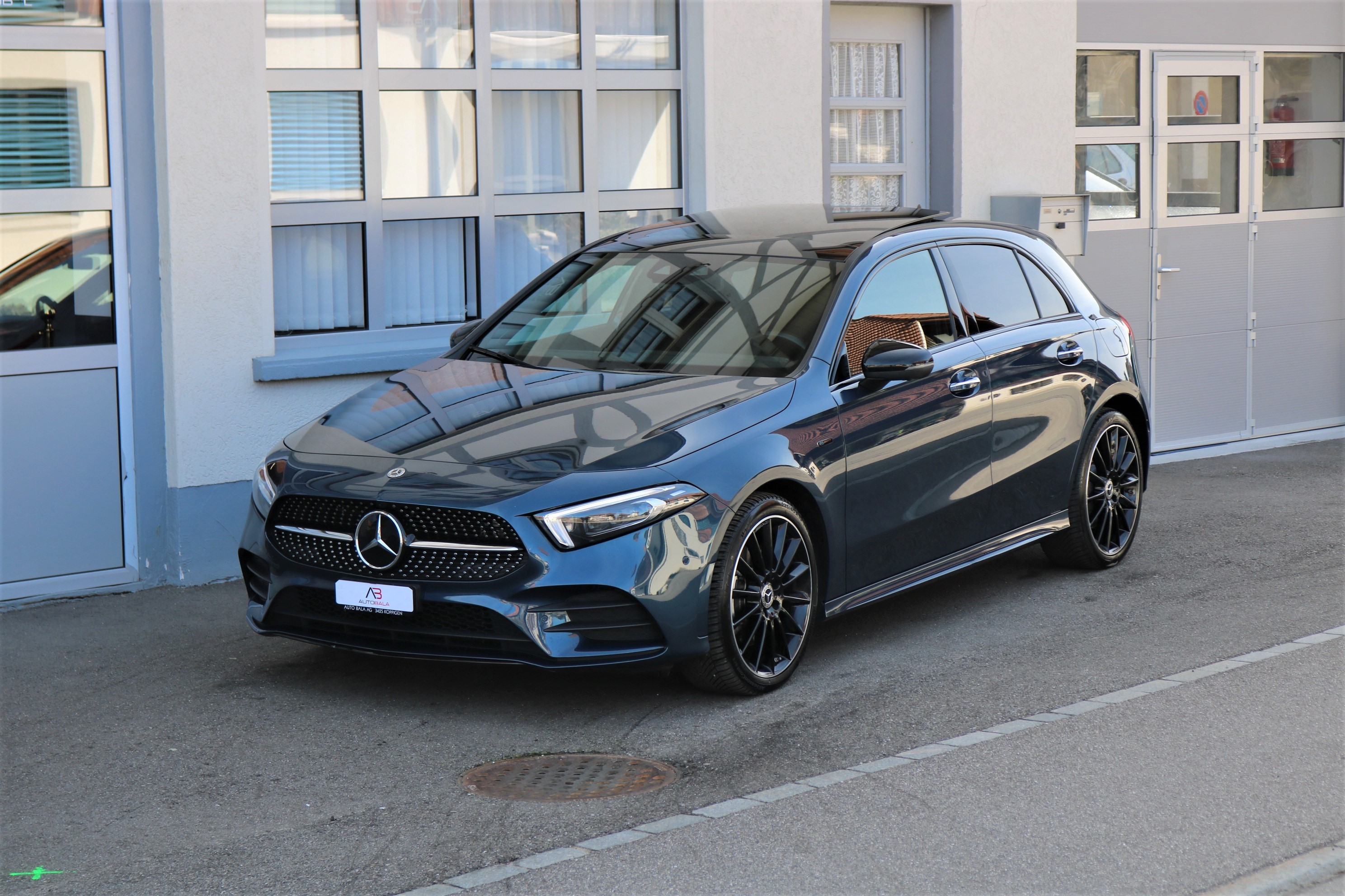 MERCEDES-BENZ A 250e AMG Line 8G-DCT MSI+