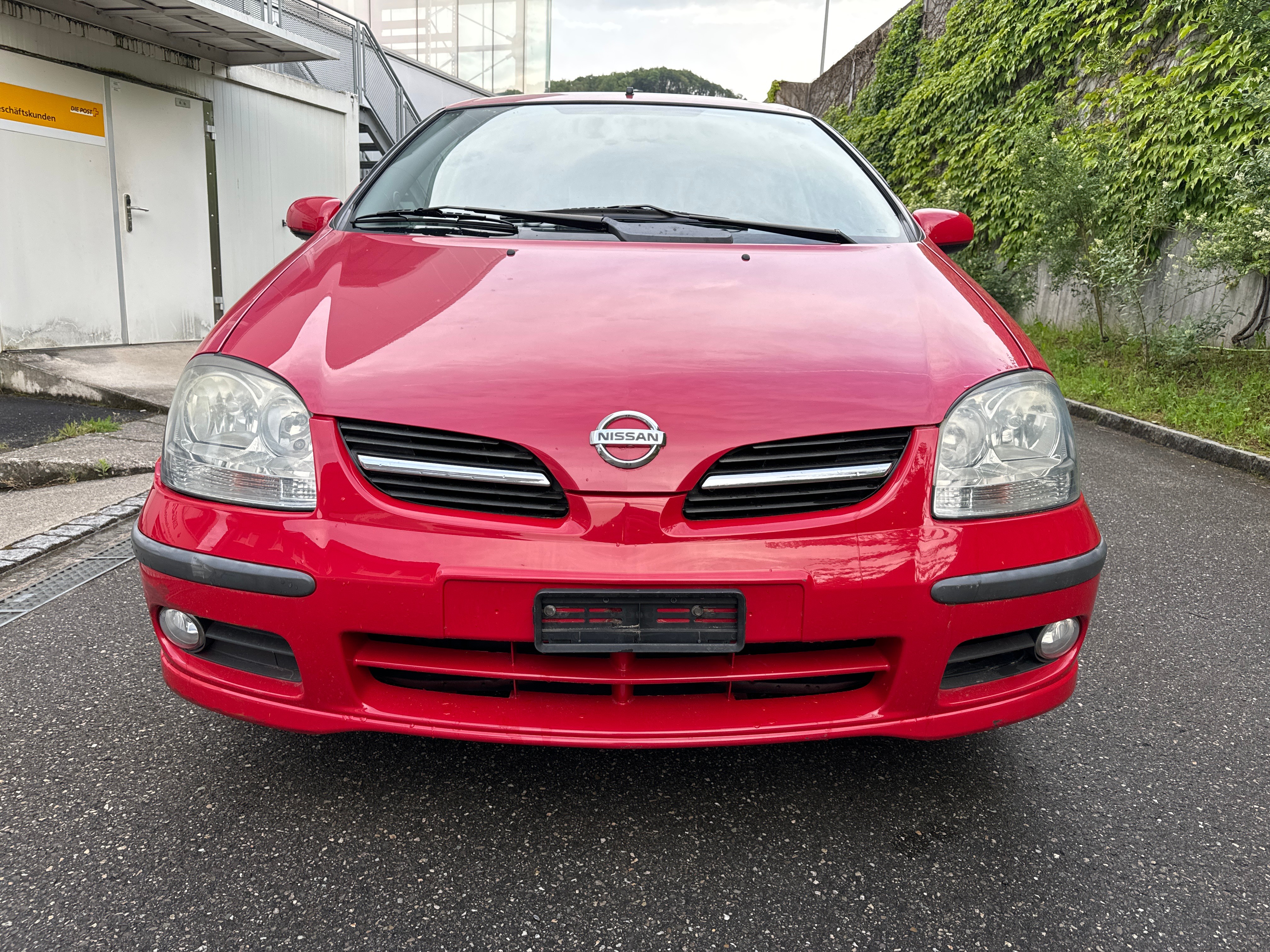 NISSAN Almera Tino 1.8 16V acenta