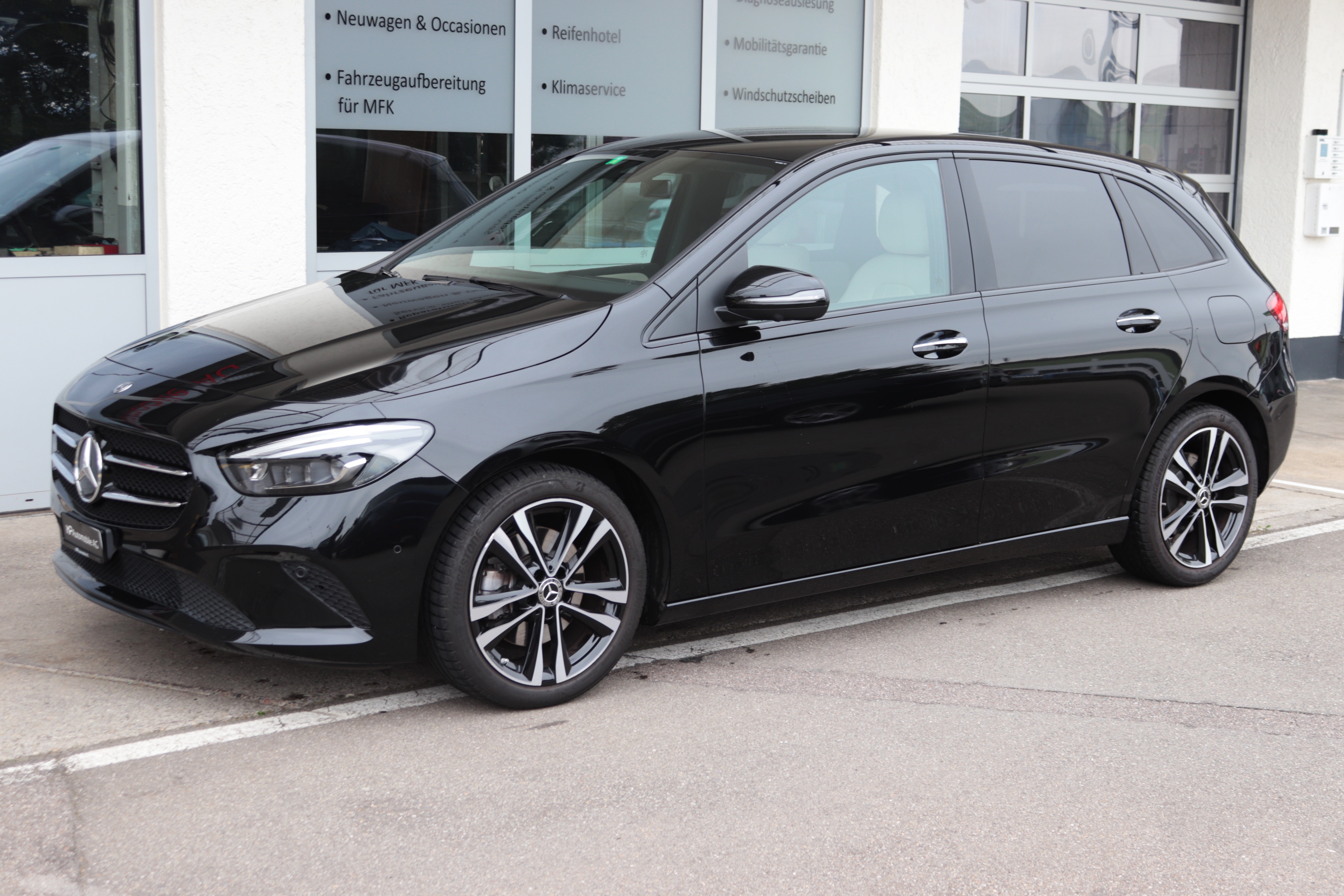 MERCEDES-BENZ B 220 4Matic Progressive 7G-DCT