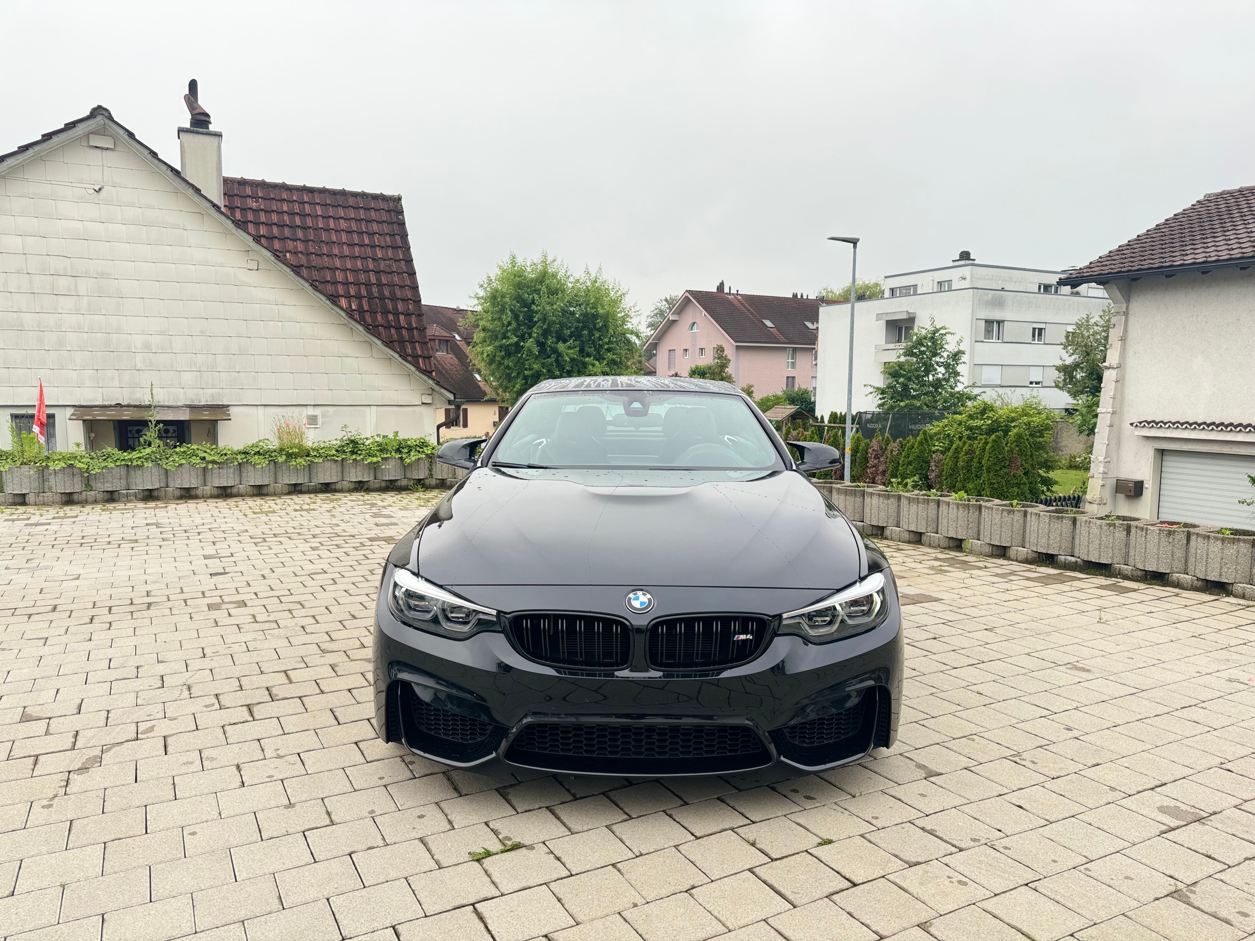 BMW M4 Cabriolet Drivelogic M Competition