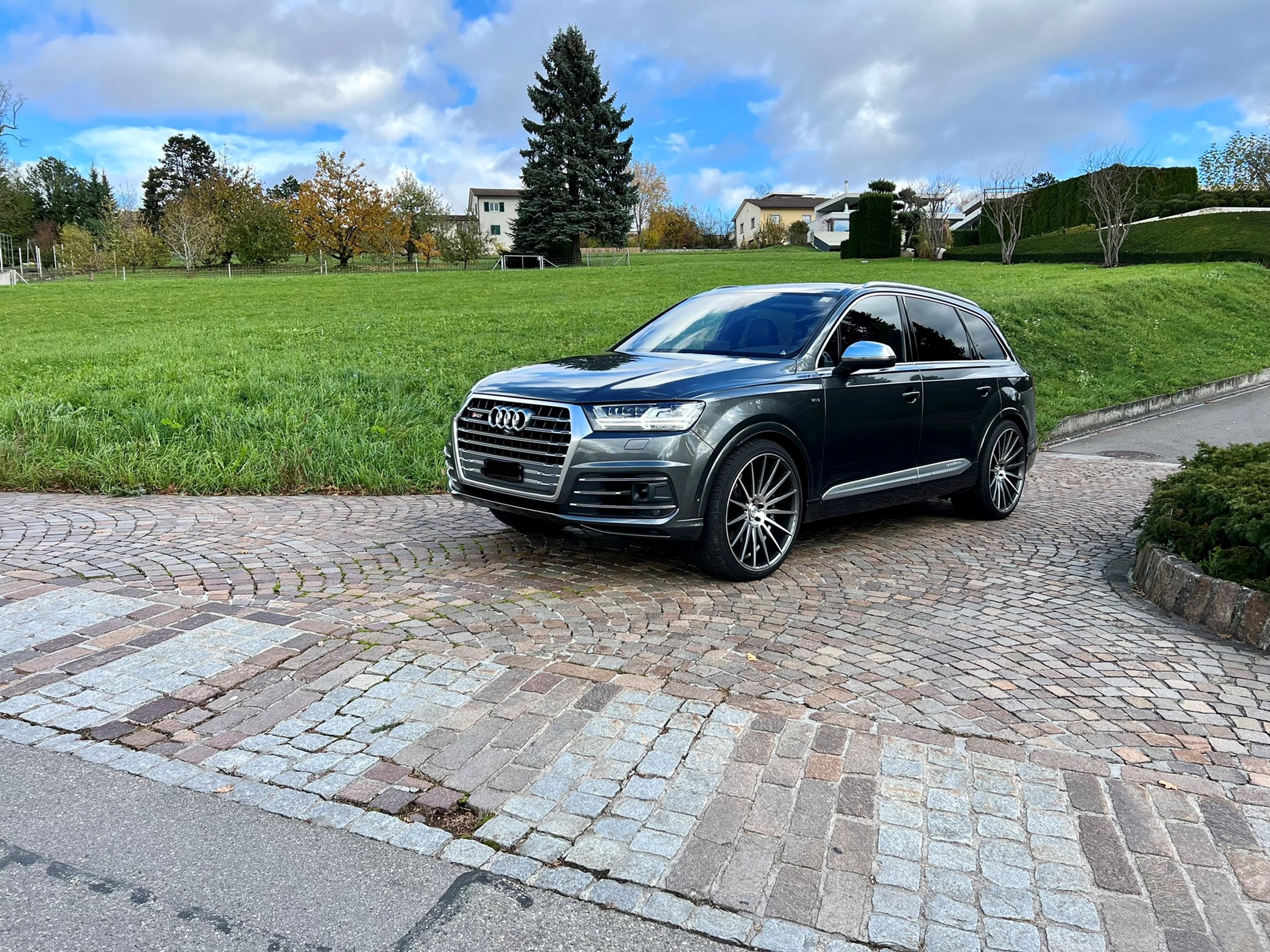 AUDI SQ7 4.0 TDI quattro tiptronic