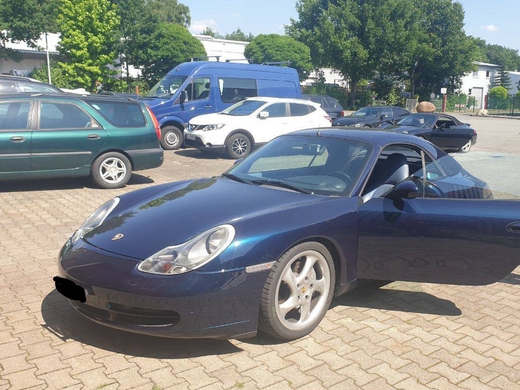 PORSCHE 911 Carrera 4 Cabrio