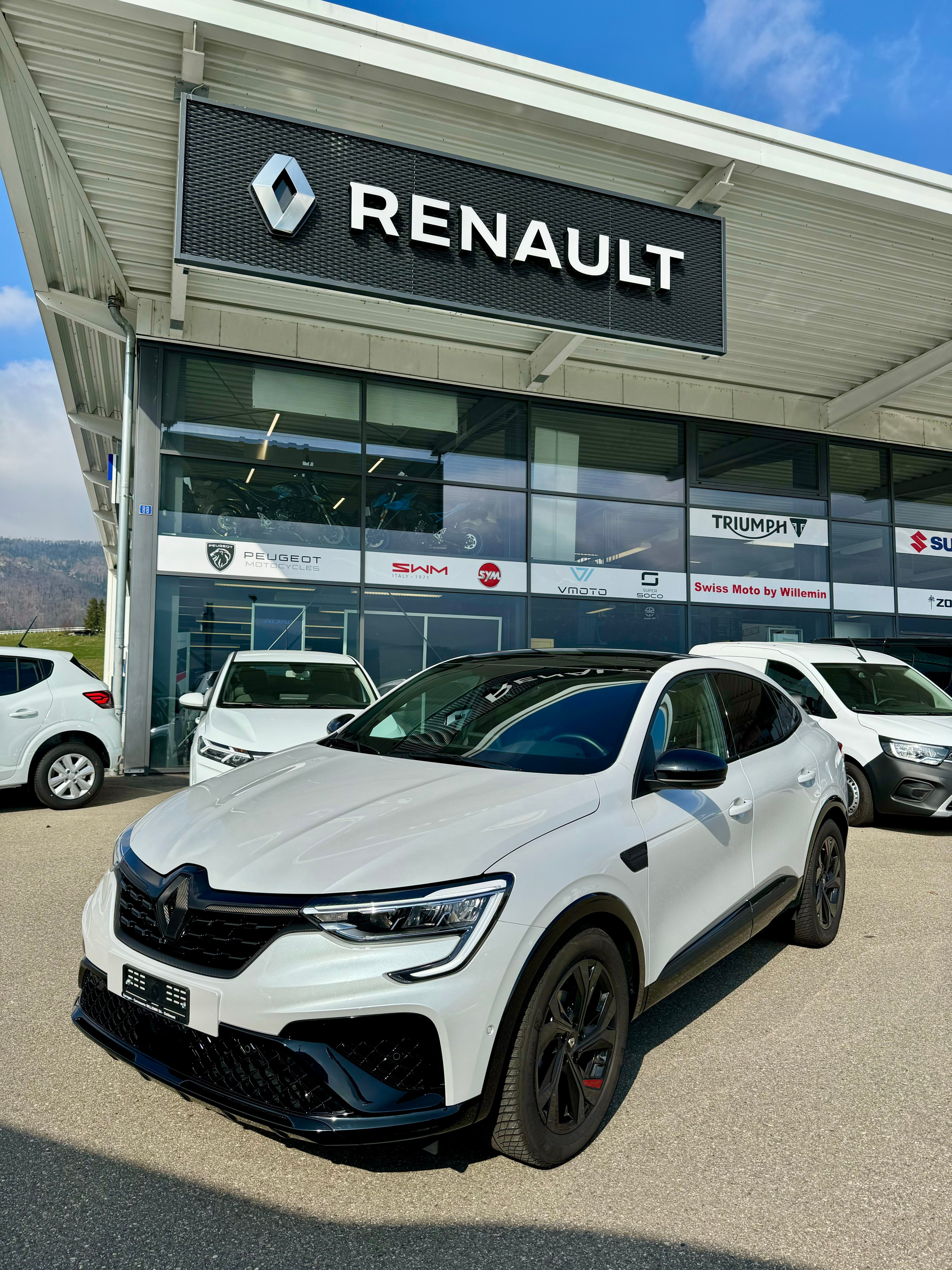 RENAULT Arkana R.S.Line AUTO Black & White (Special Edition)