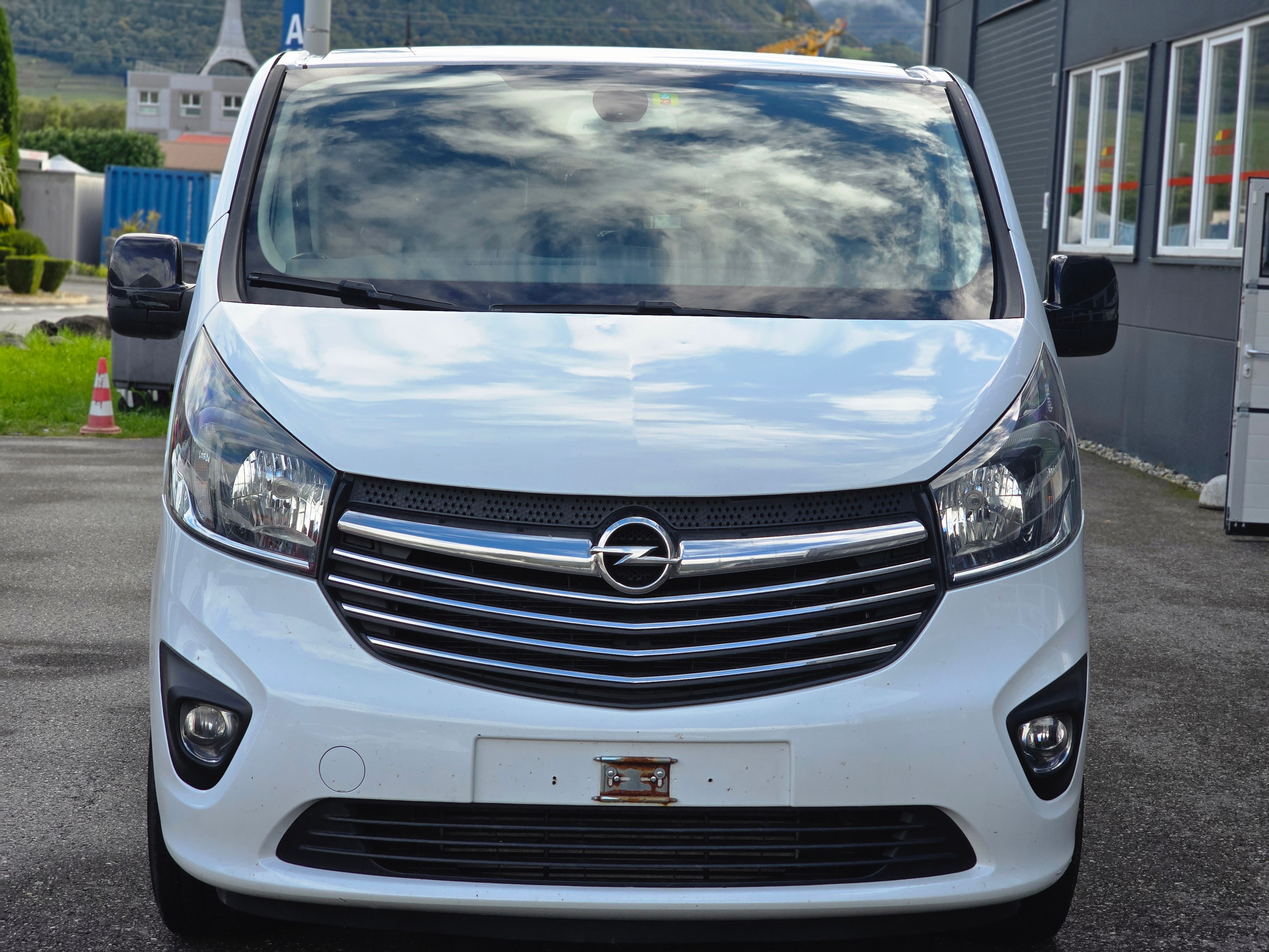 OPEL Vivaro 1.6CDTI Tourer 2.7t L2H1