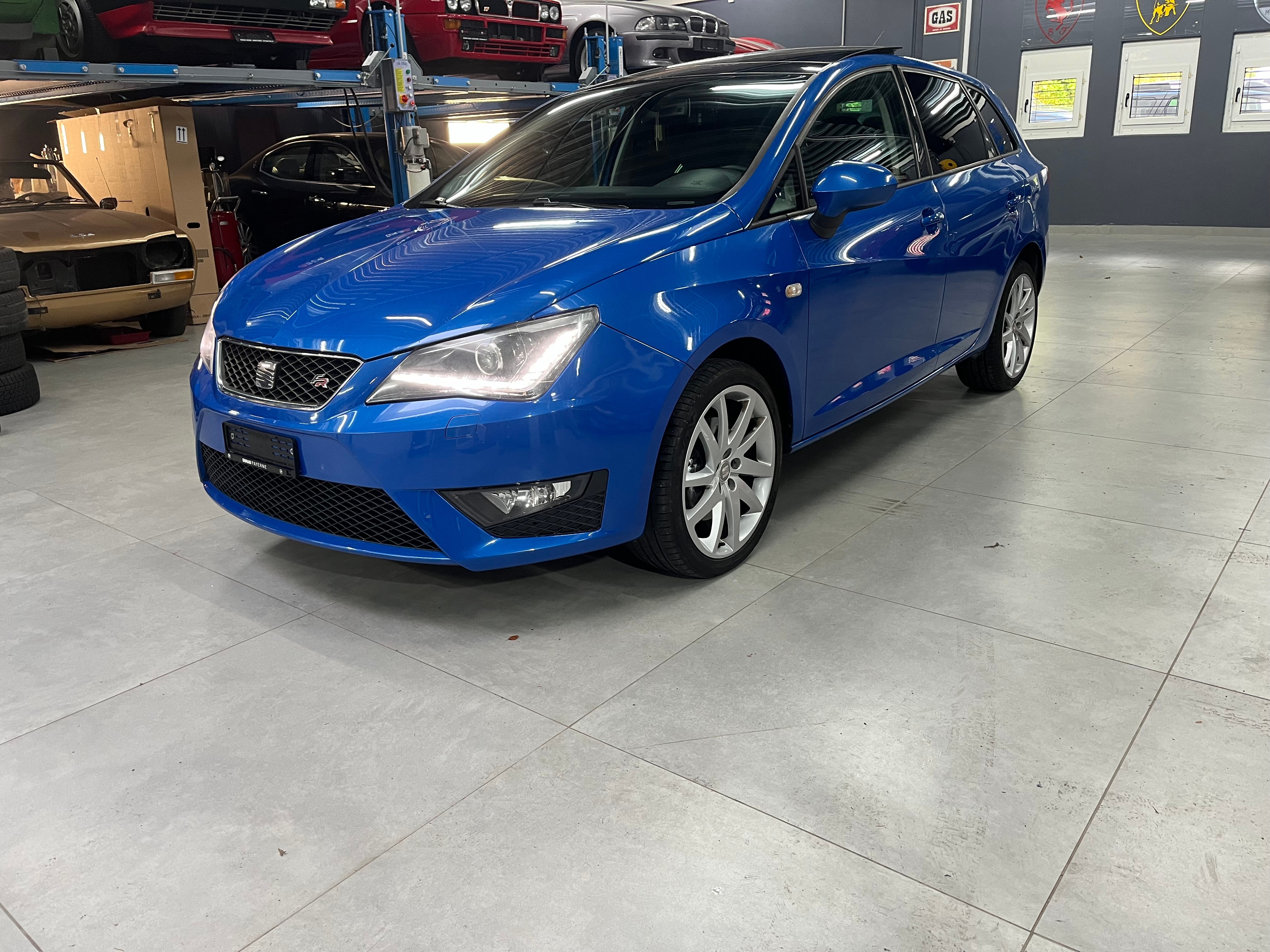 SEAT Ibiza ST 1.4 TSI FR DSG