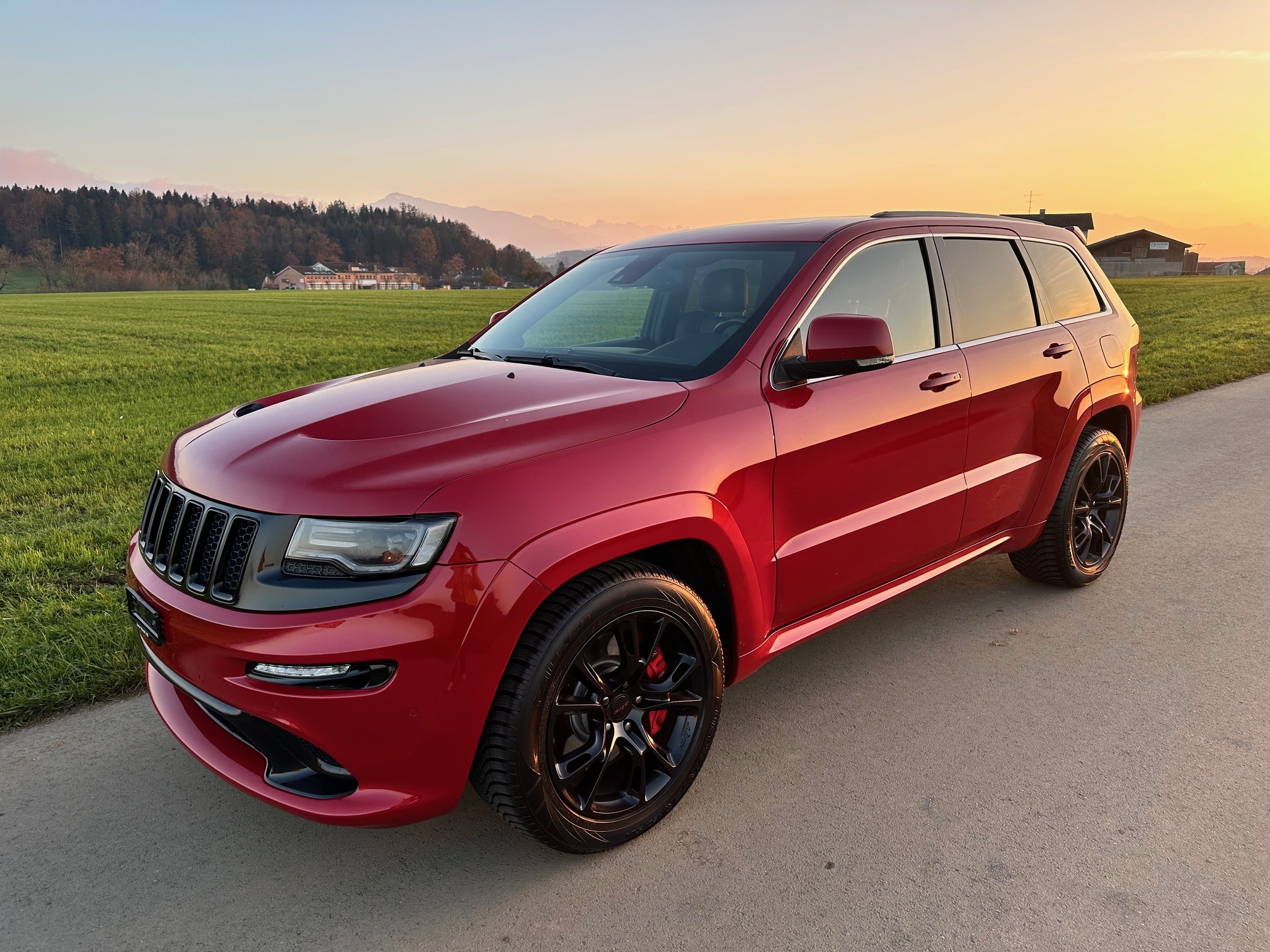 JEEP Grand Cherokee 6.4 V8 HEMI SRT8 Red Vapor Aut.