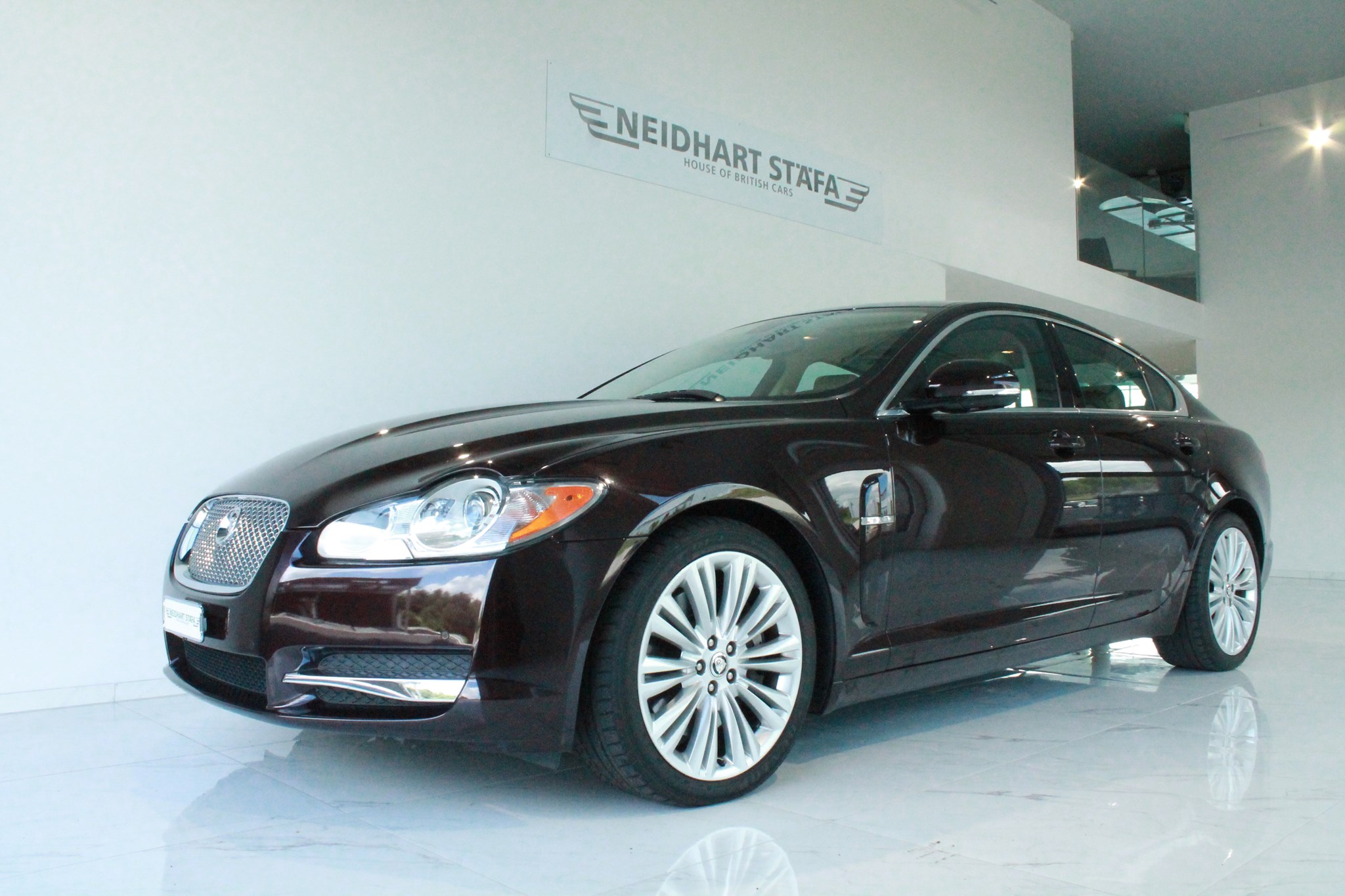 JAGUAR XF 5.0 V8 Portfolio