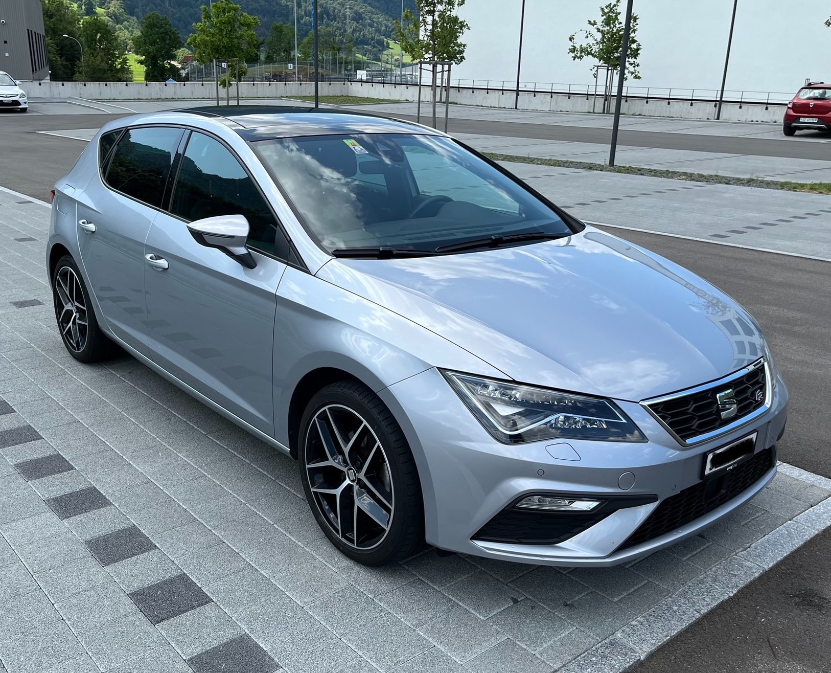 SEAT Leon 1.5 TGI CNG Swiss FR DSG