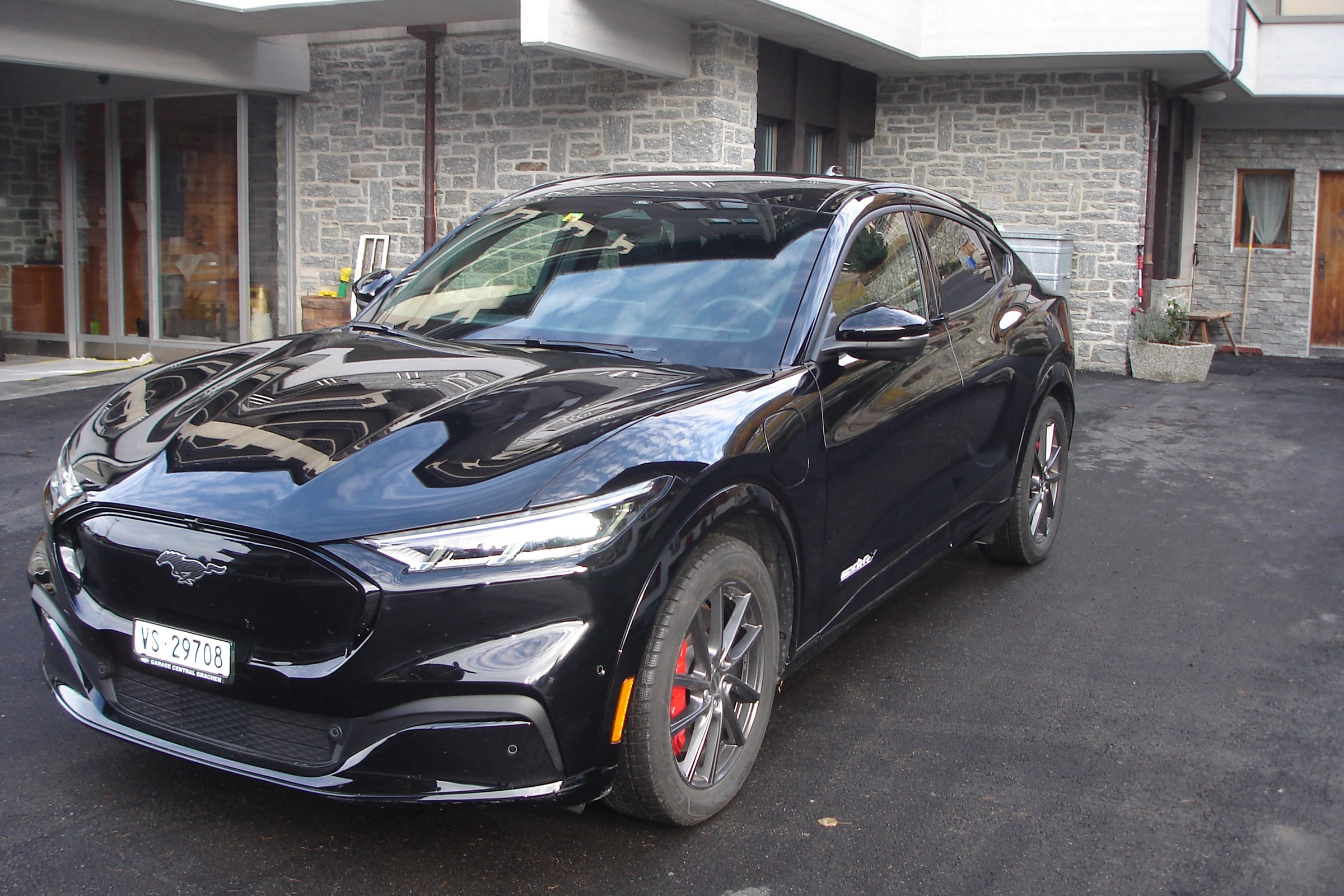 FORD Mustang MACH-E Premium AWD 99 kWh