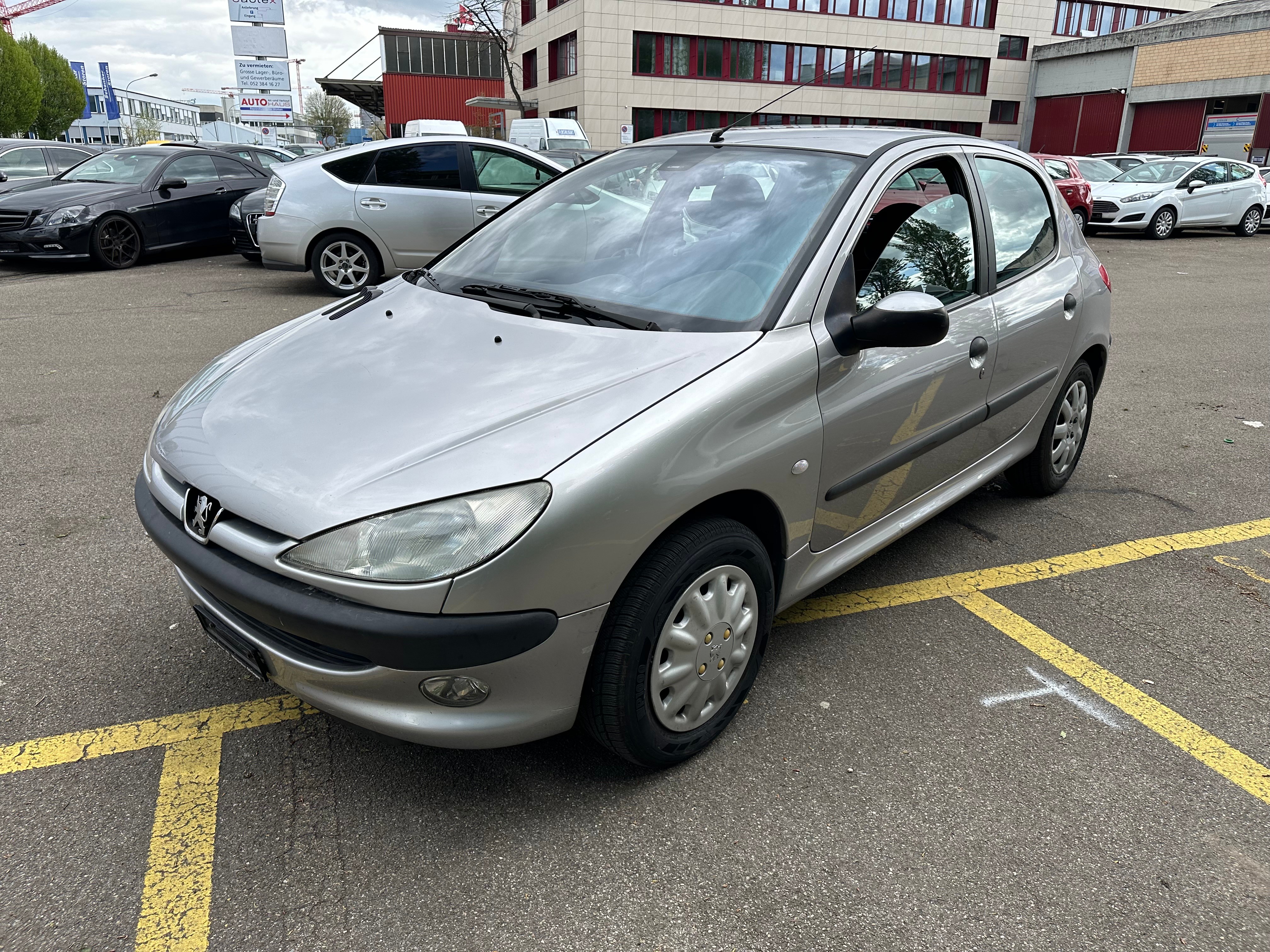 PEUGEOT 206 1.6 16V Roland Garros