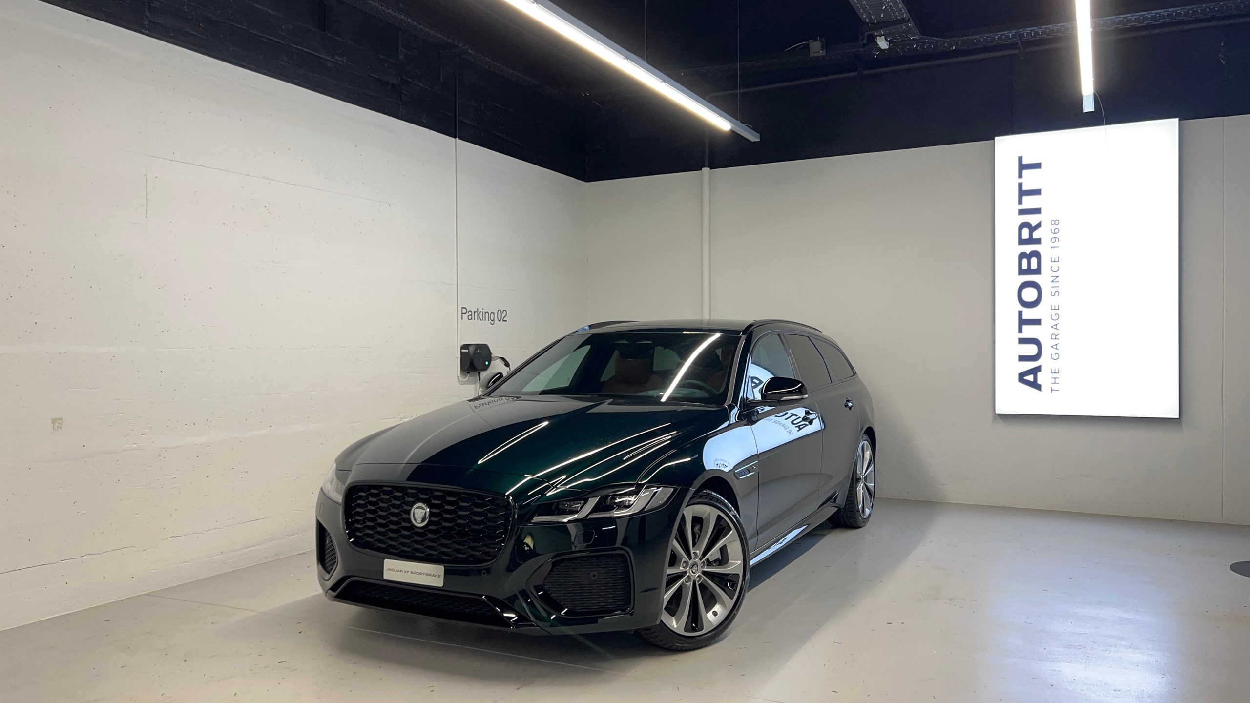 JAGUAR XF Sportbrake 2.0 I4 300 Sport AWD