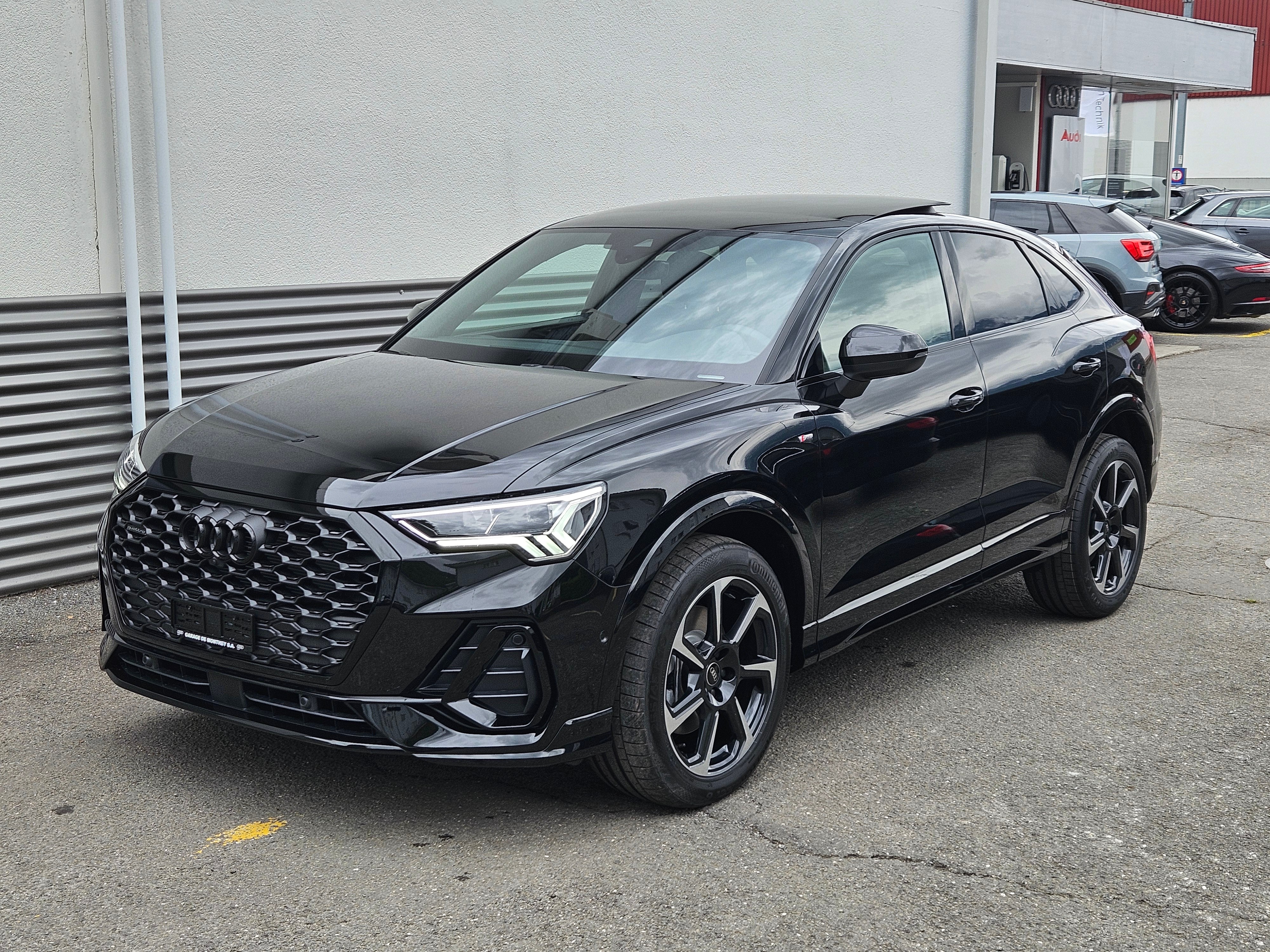 AUDI Q3 Sportback 40 TFSI S line quattro